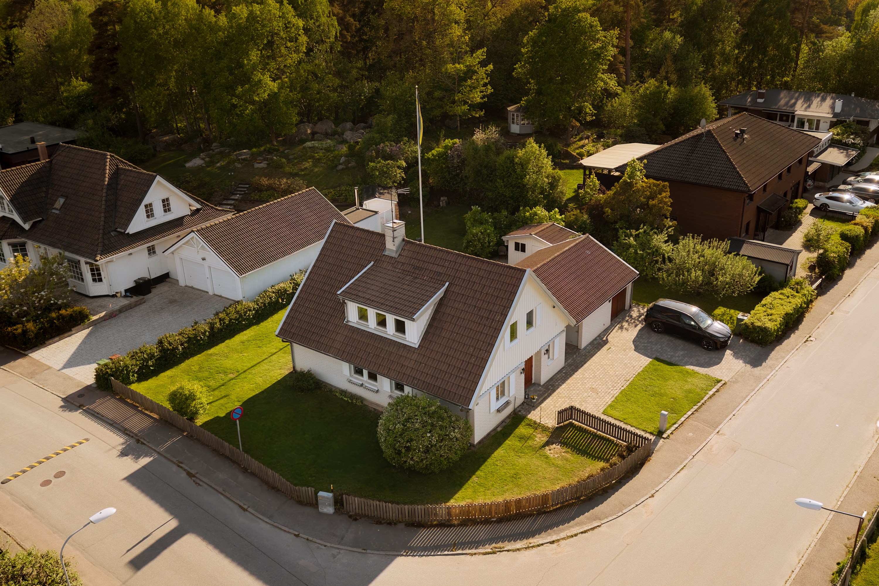 Bostadsbild från Ormbergssvängen 48, Till salu i Ormberget, Västerås