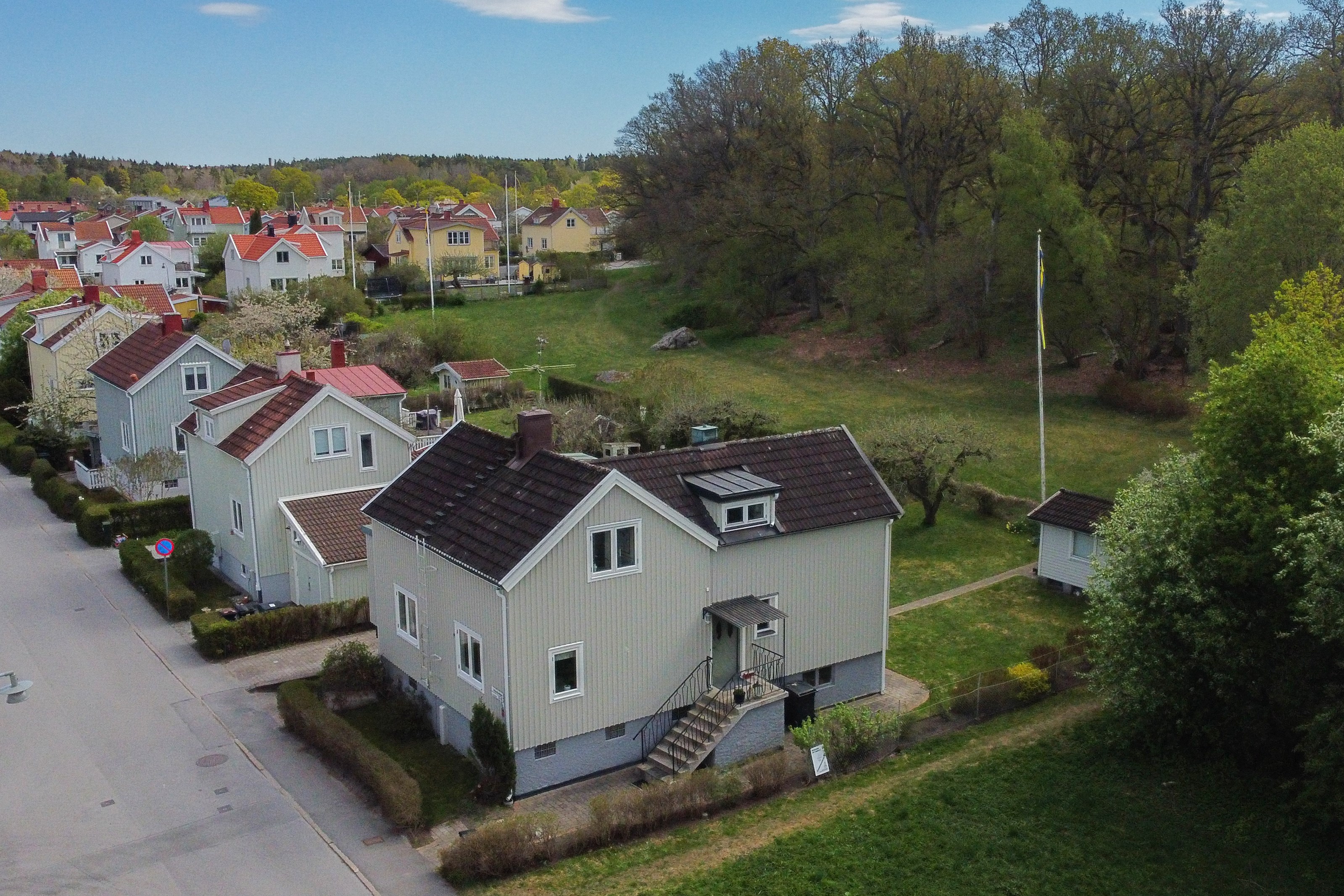 Bostadsbild från Dybecksvägen 85, Kommande i Bromma - Norra Ängby, Stockholm