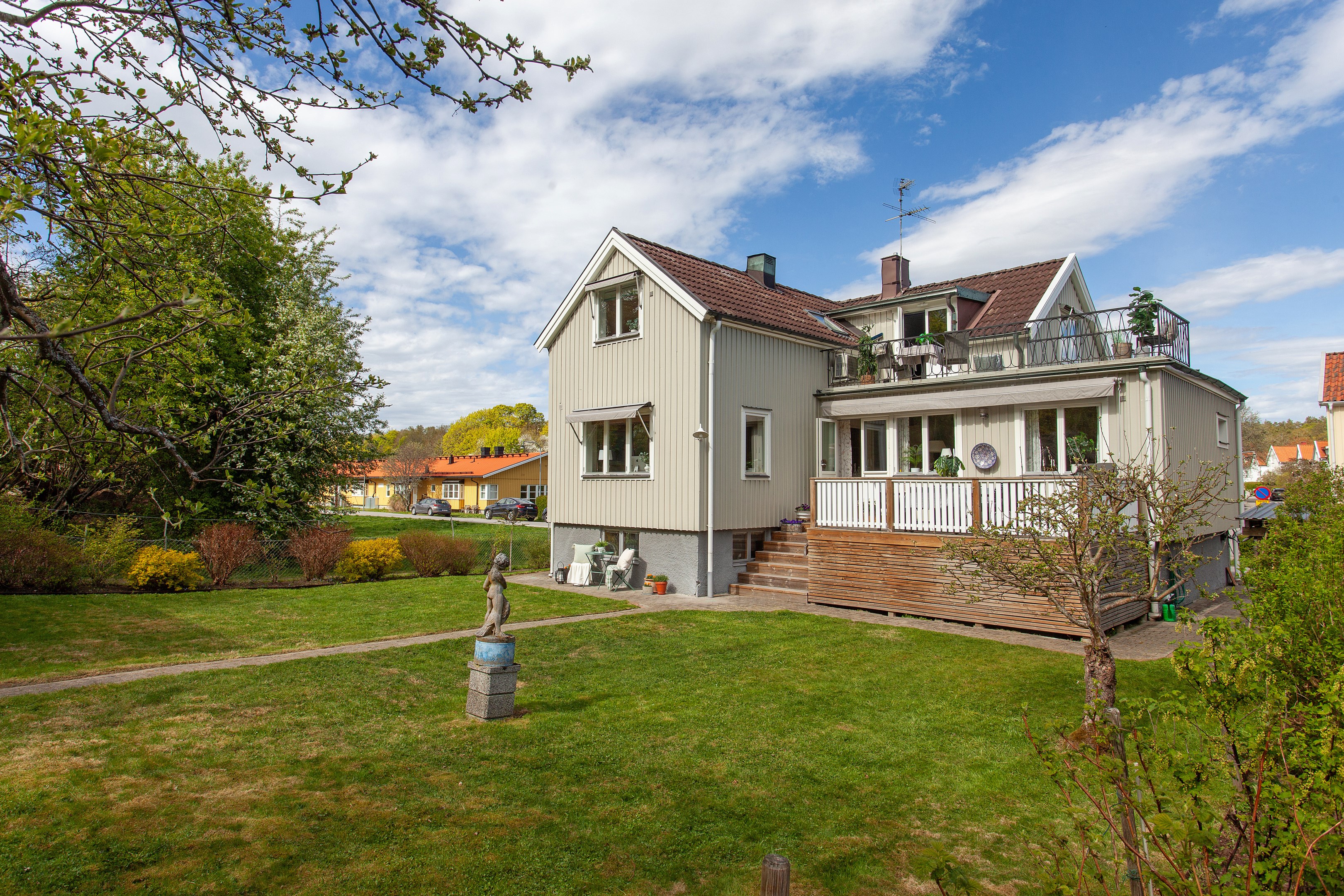 Bostadsbild från Dybecksvägen 85, Kommande i Bromma - Norra Ängby, Stockholm