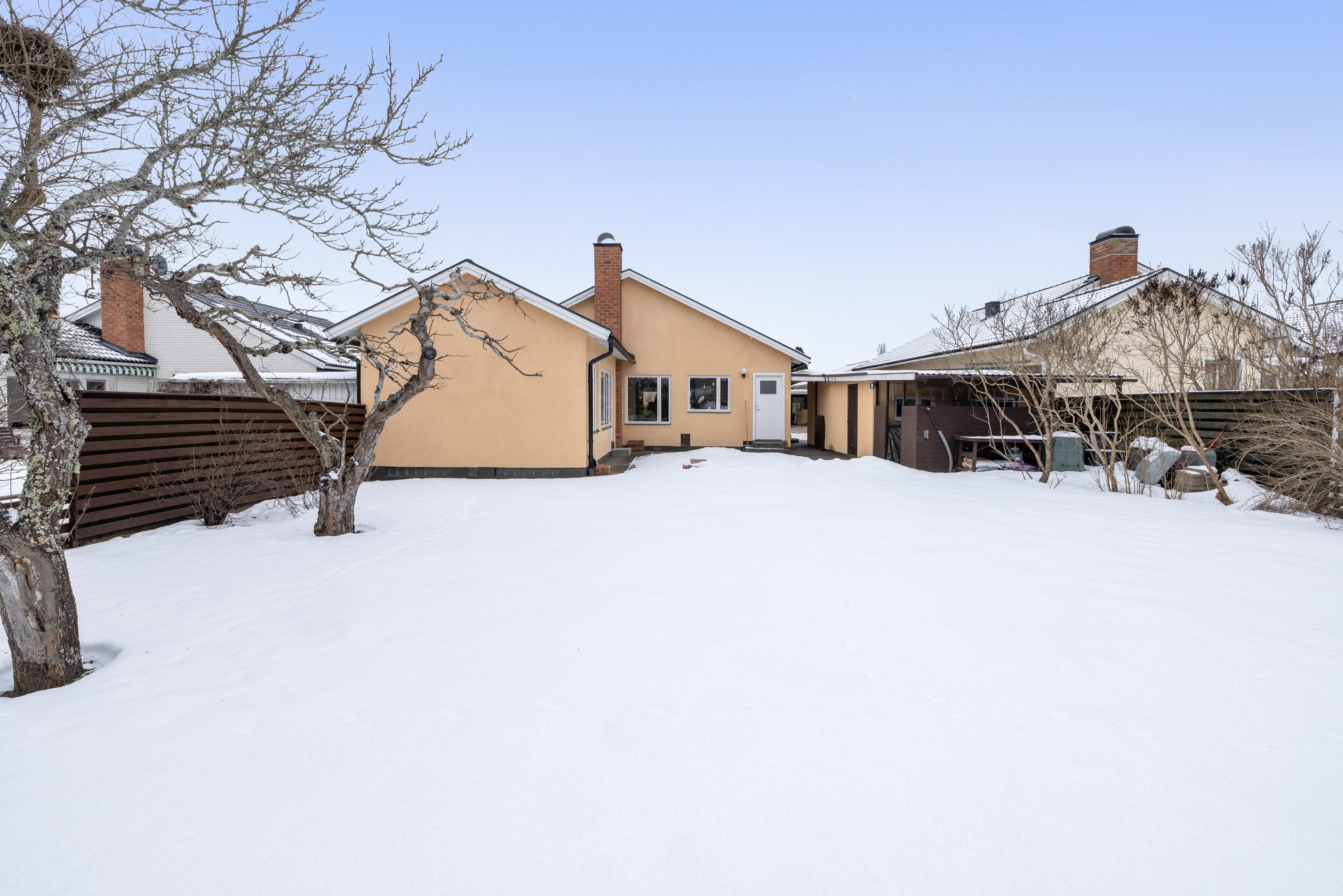 Bostadsbild från Rågvägen 6, Såld i Nåntuna, Uppsala
