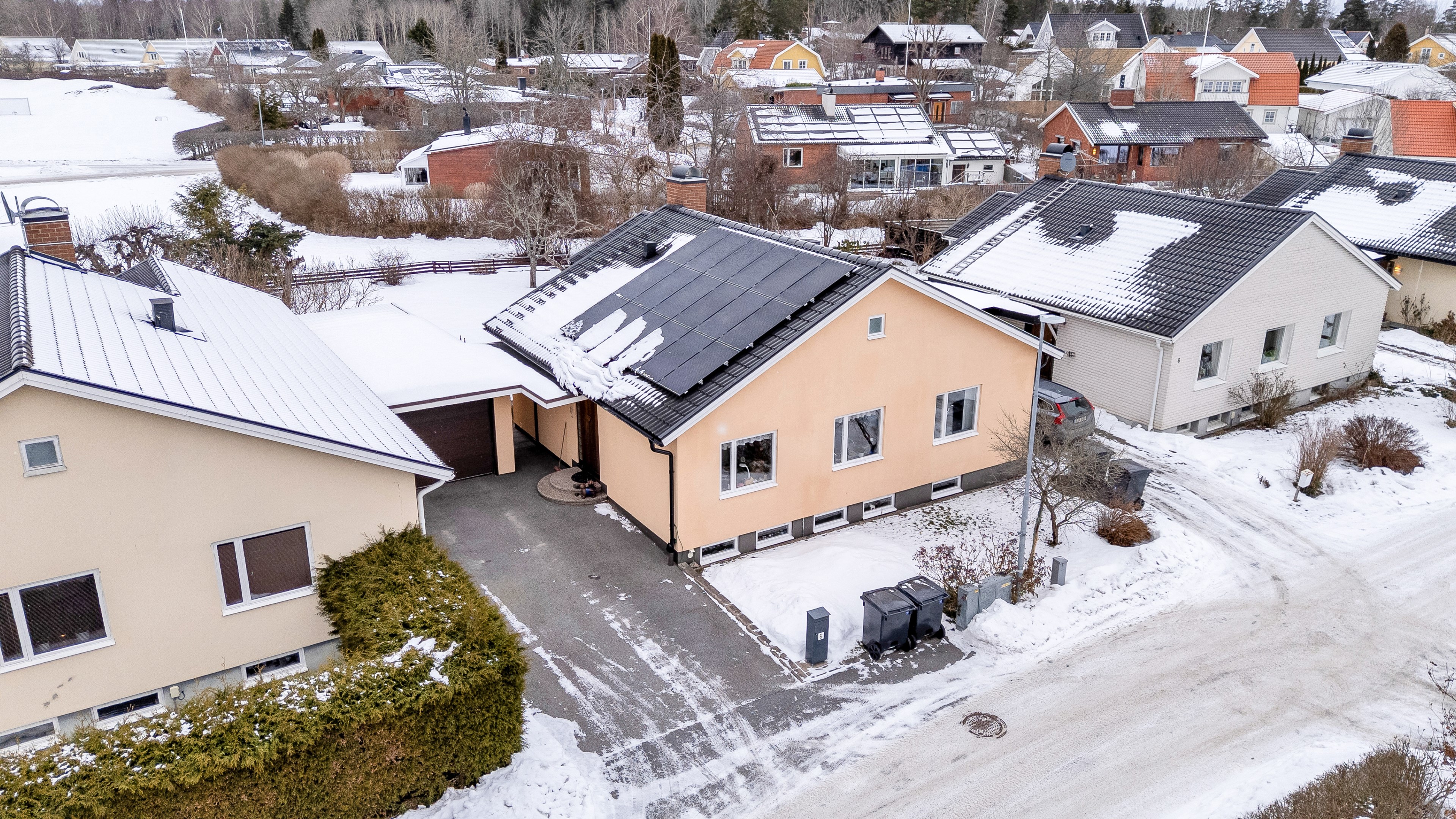 Bostadsbild från Rågvägen 6, Såld i Nåntuna, Uppsala