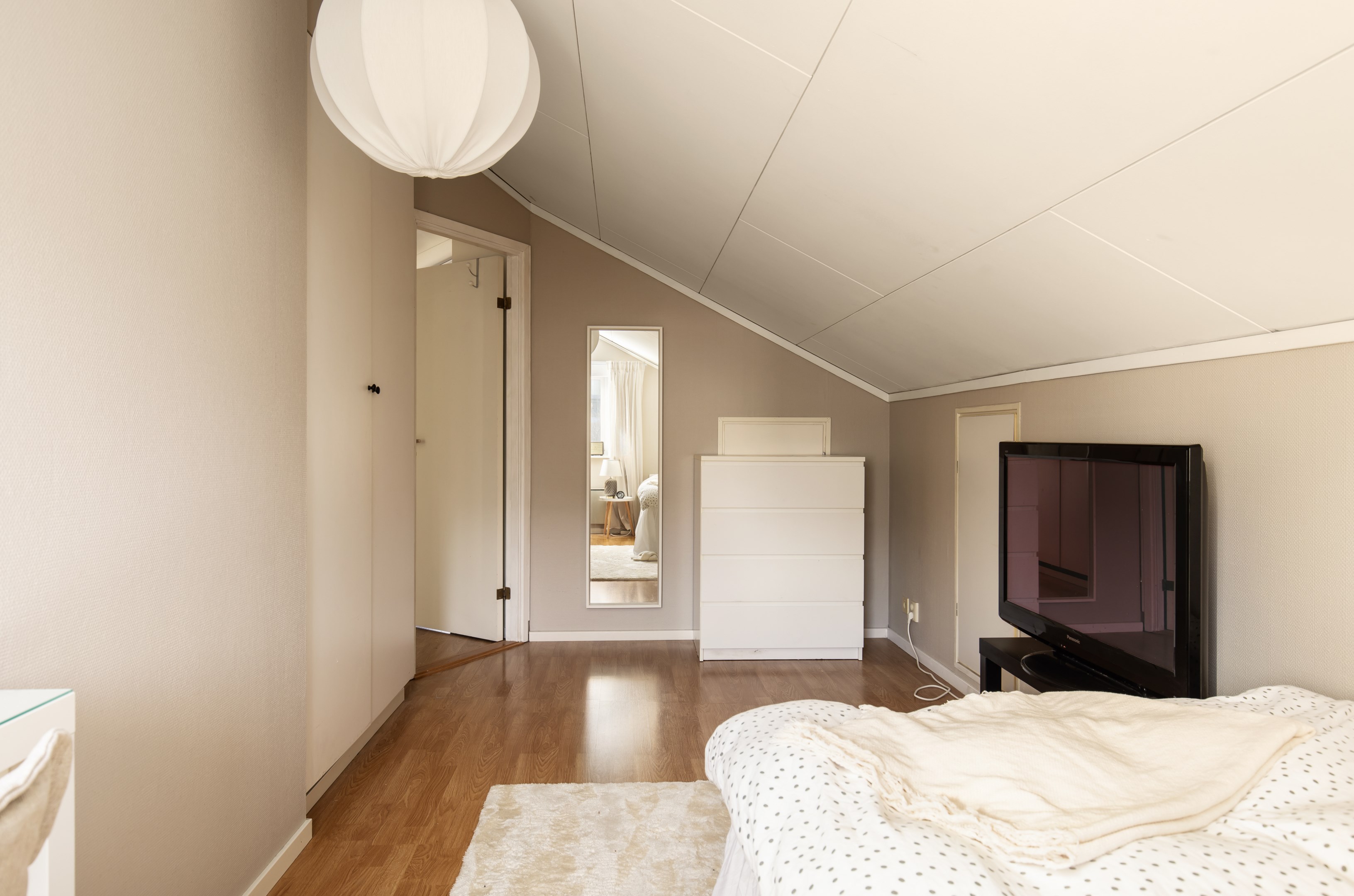 Bostadsbild från Björkhagsvägen 8, Såld i Ektorp, Nacka