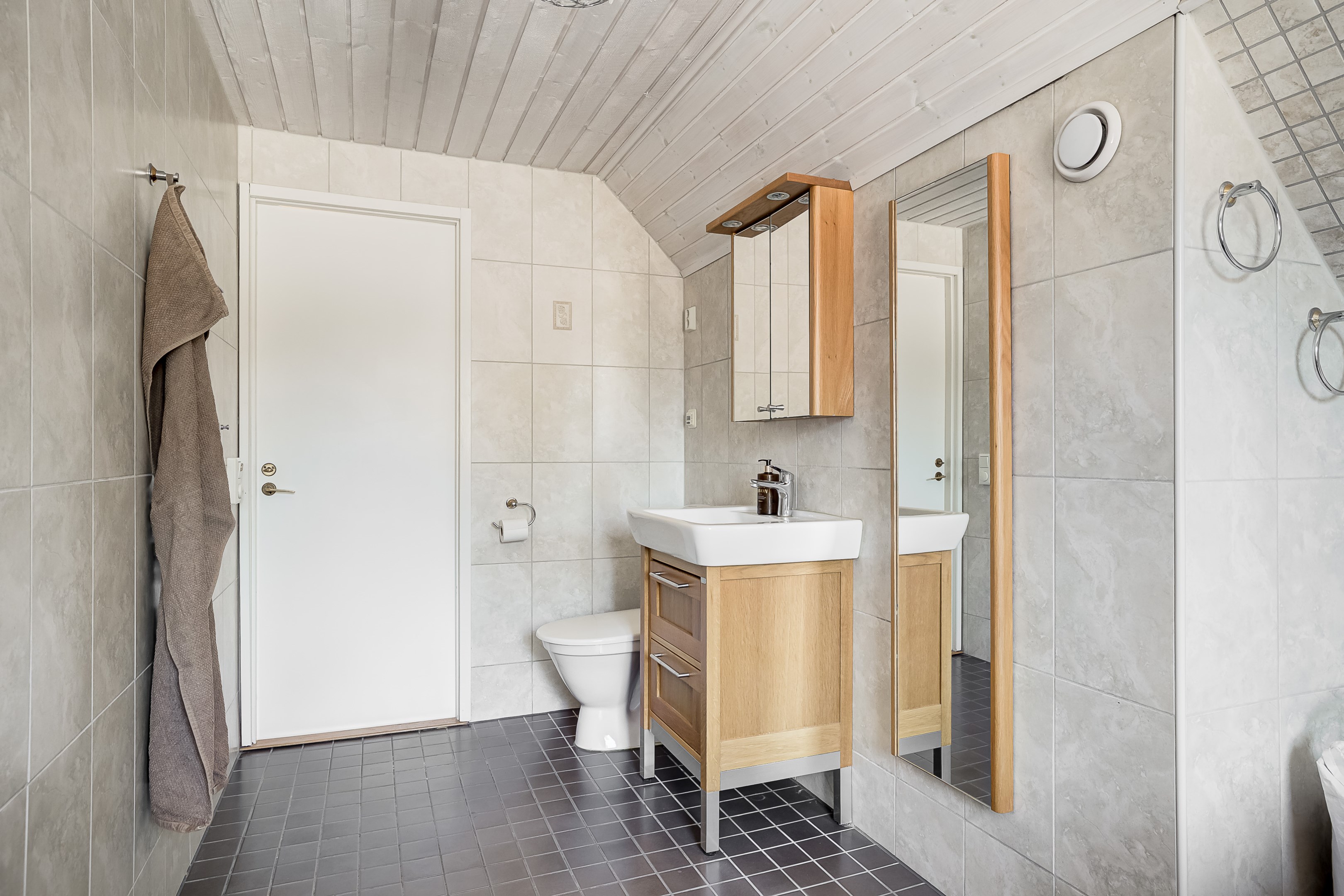 Bostadsbild från Isgrena 21, Kommande i Bälinge, Uppsala