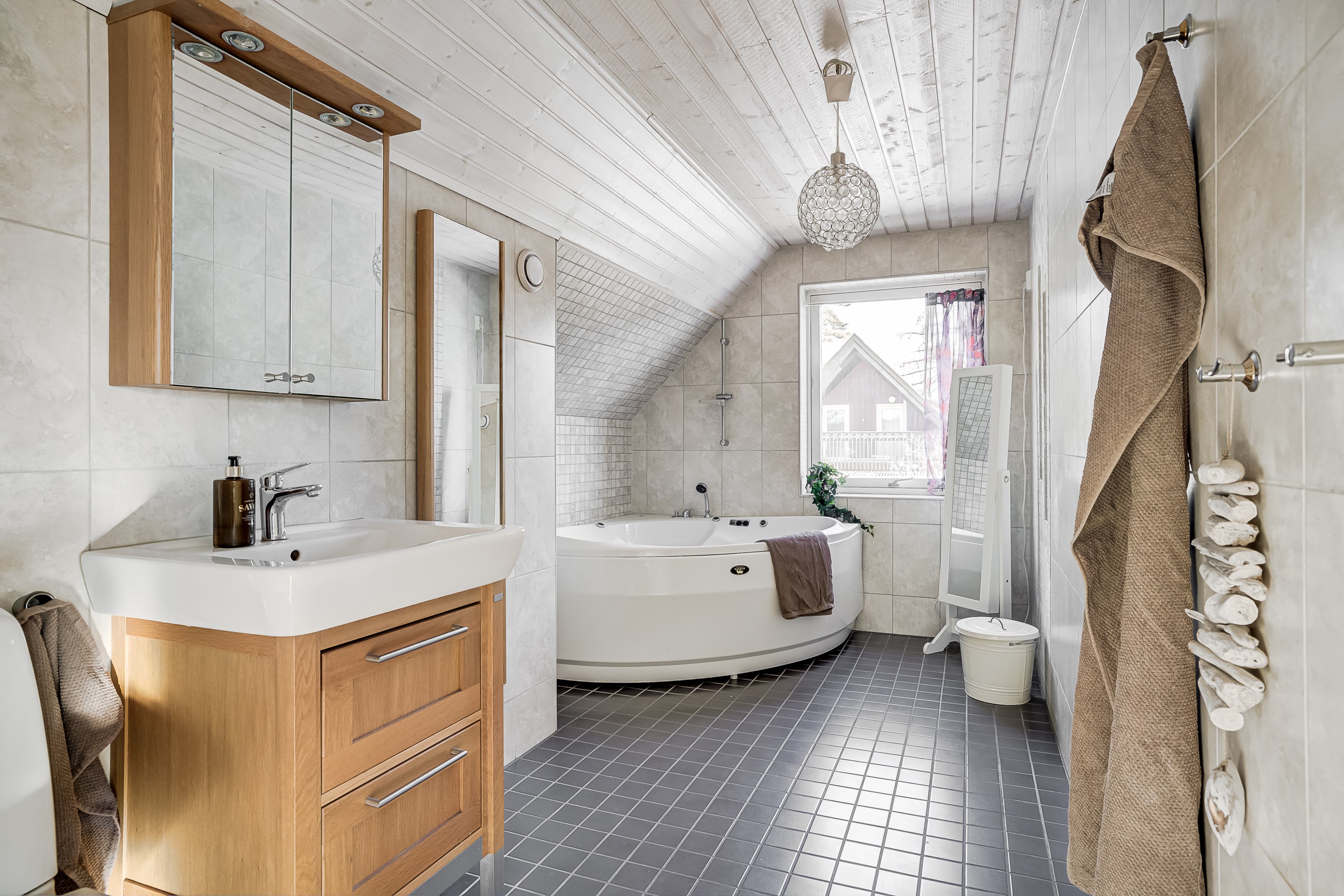 Bostadsbild från Isgrena 21, Kommande i Bälinge, Uppsala