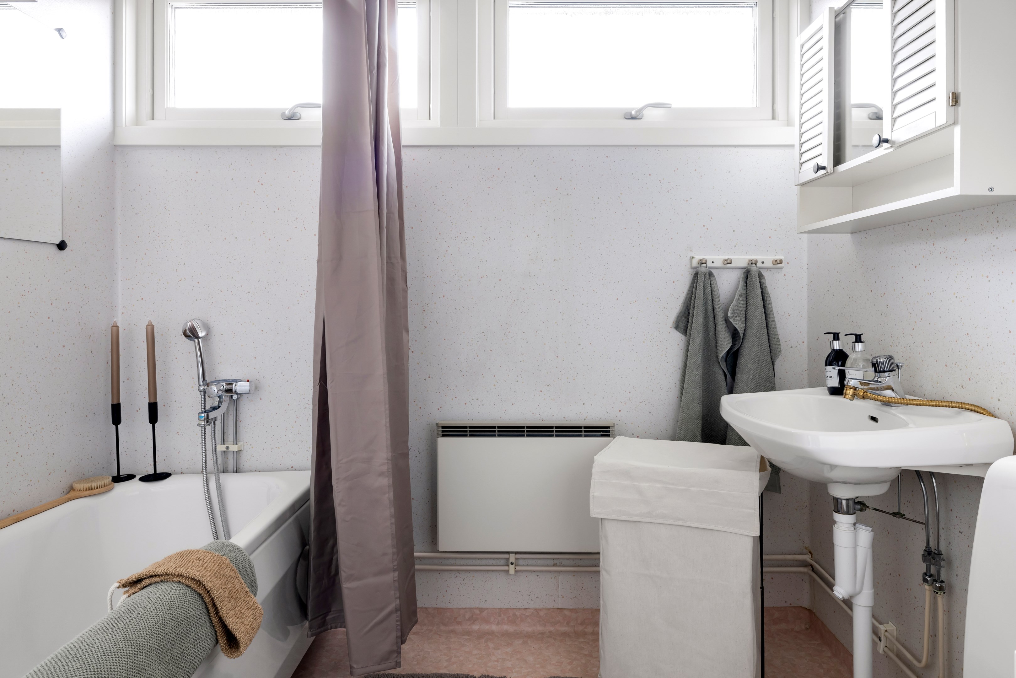 Bostadsbild från Mantalsvägen 1K, Till salu i Storvreta, Uppsala