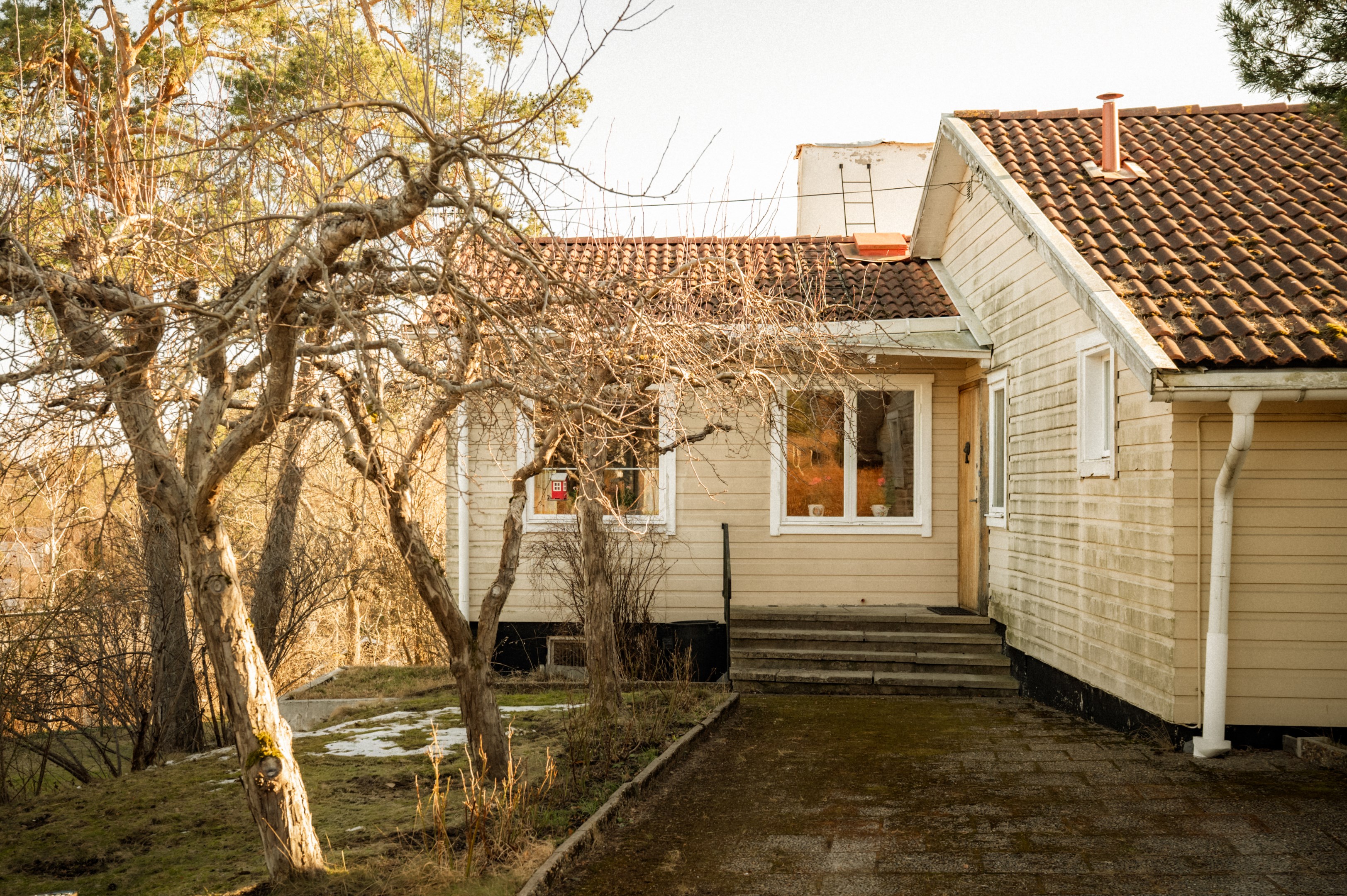 Bostadsbild från Solstigen 38, Till salu i Skuru, Nacka