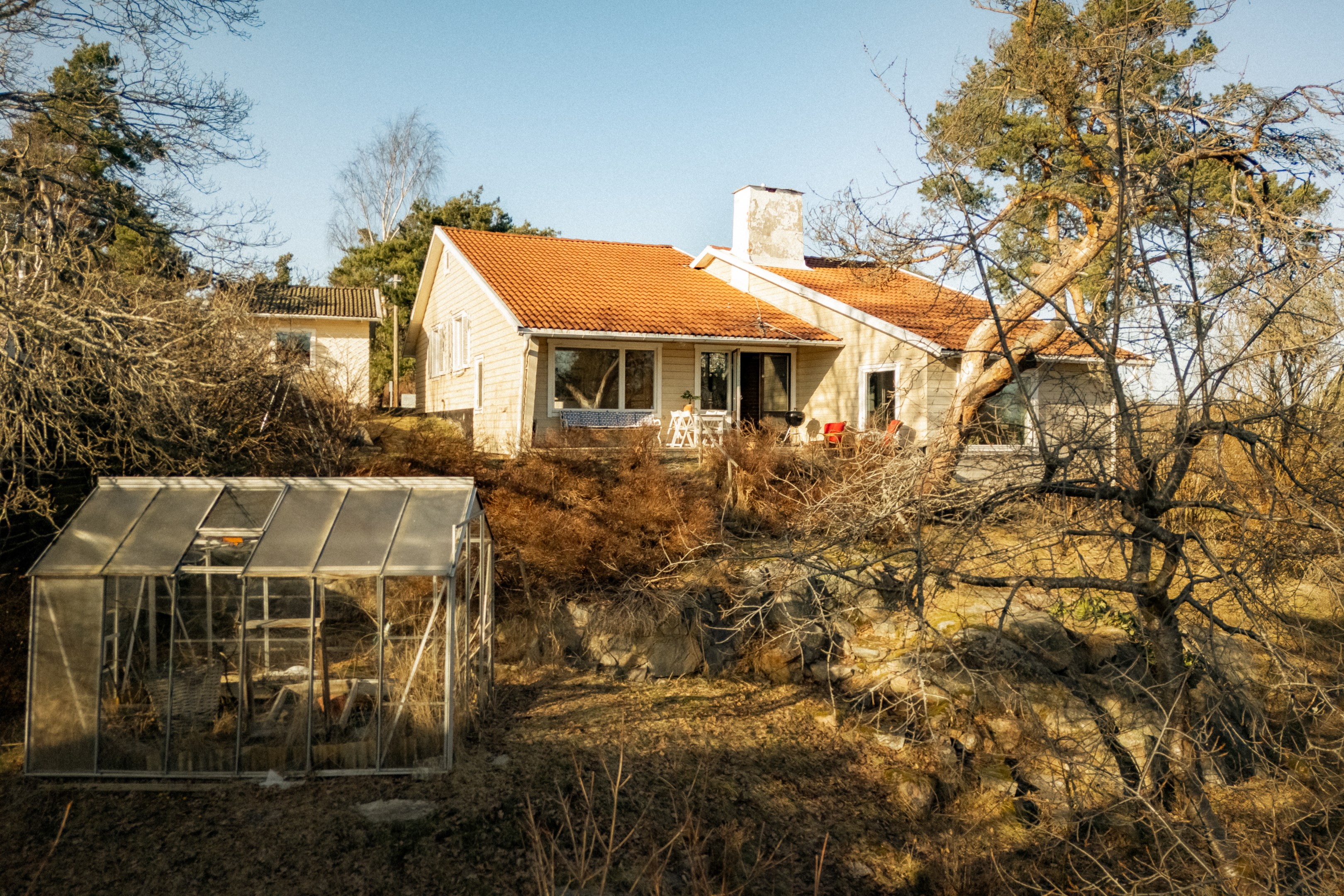 Bostadsbild från Solstigen 38, Till salu i Skuru, Nacka