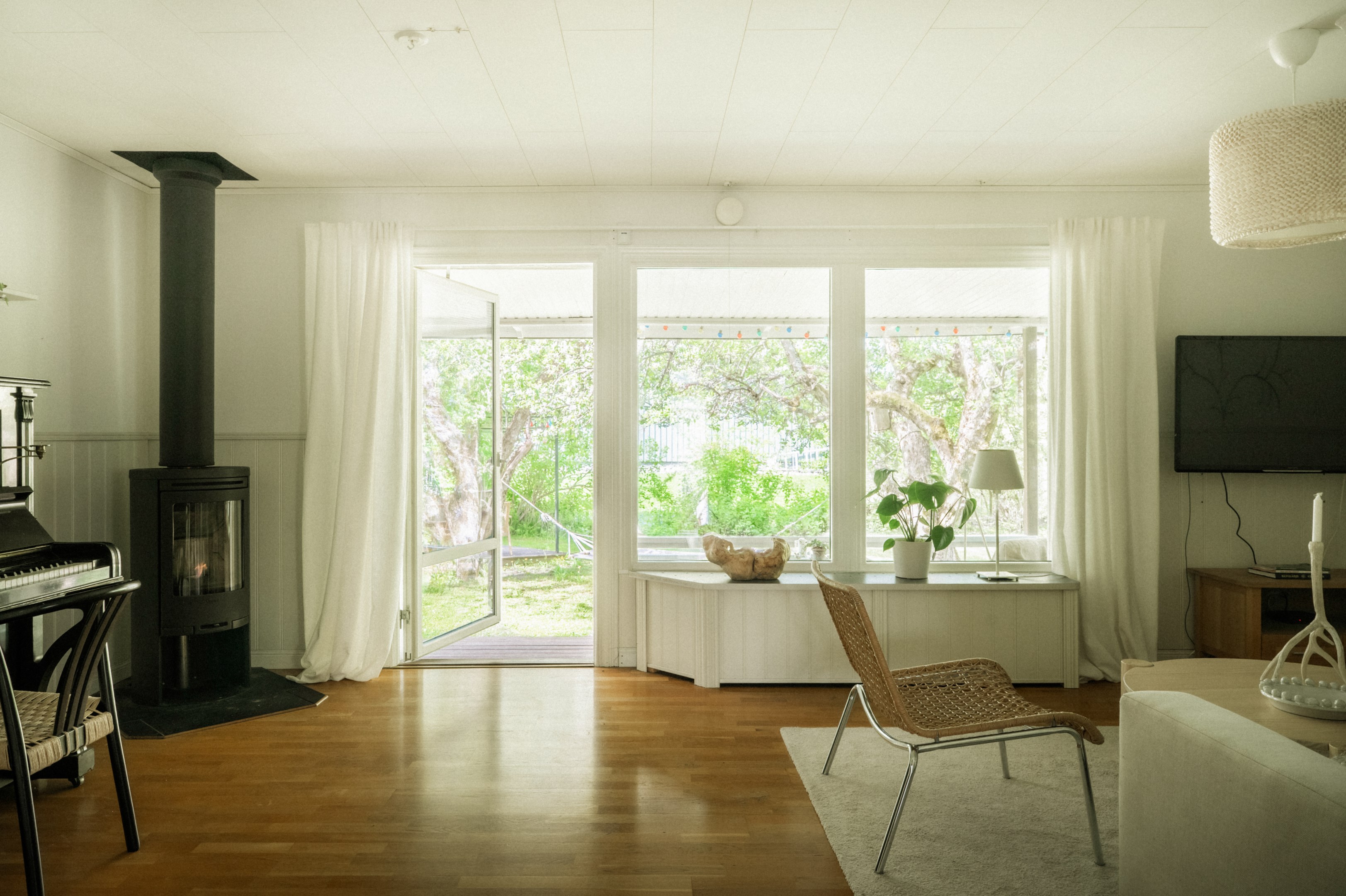 Bostadsbild från Hermelinsvägen 15, Såld i Boo Gård, Nacka