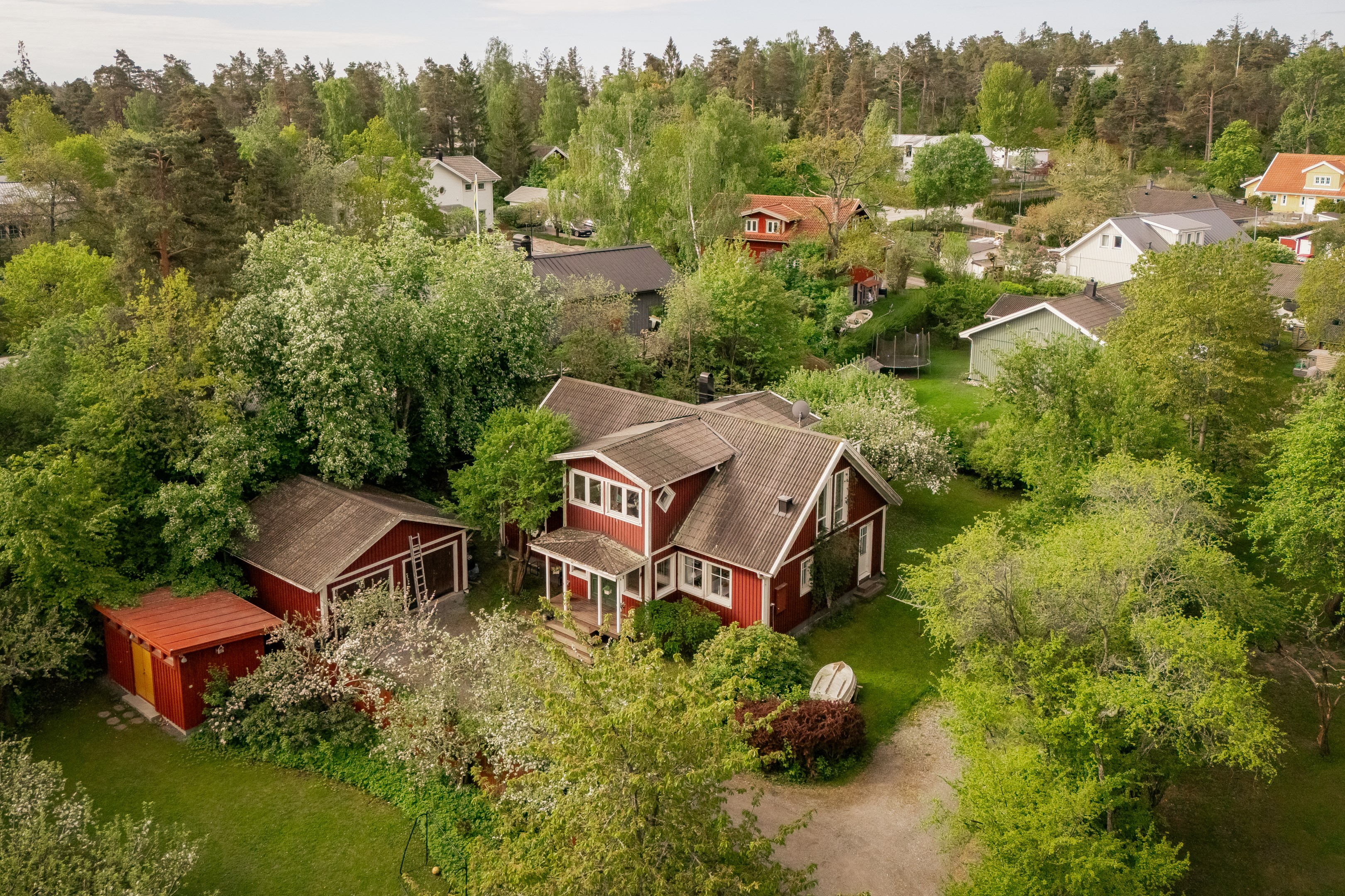 Bostadsbild från Hermelinsvägen 15, Såld i Boo Gård, Nacka