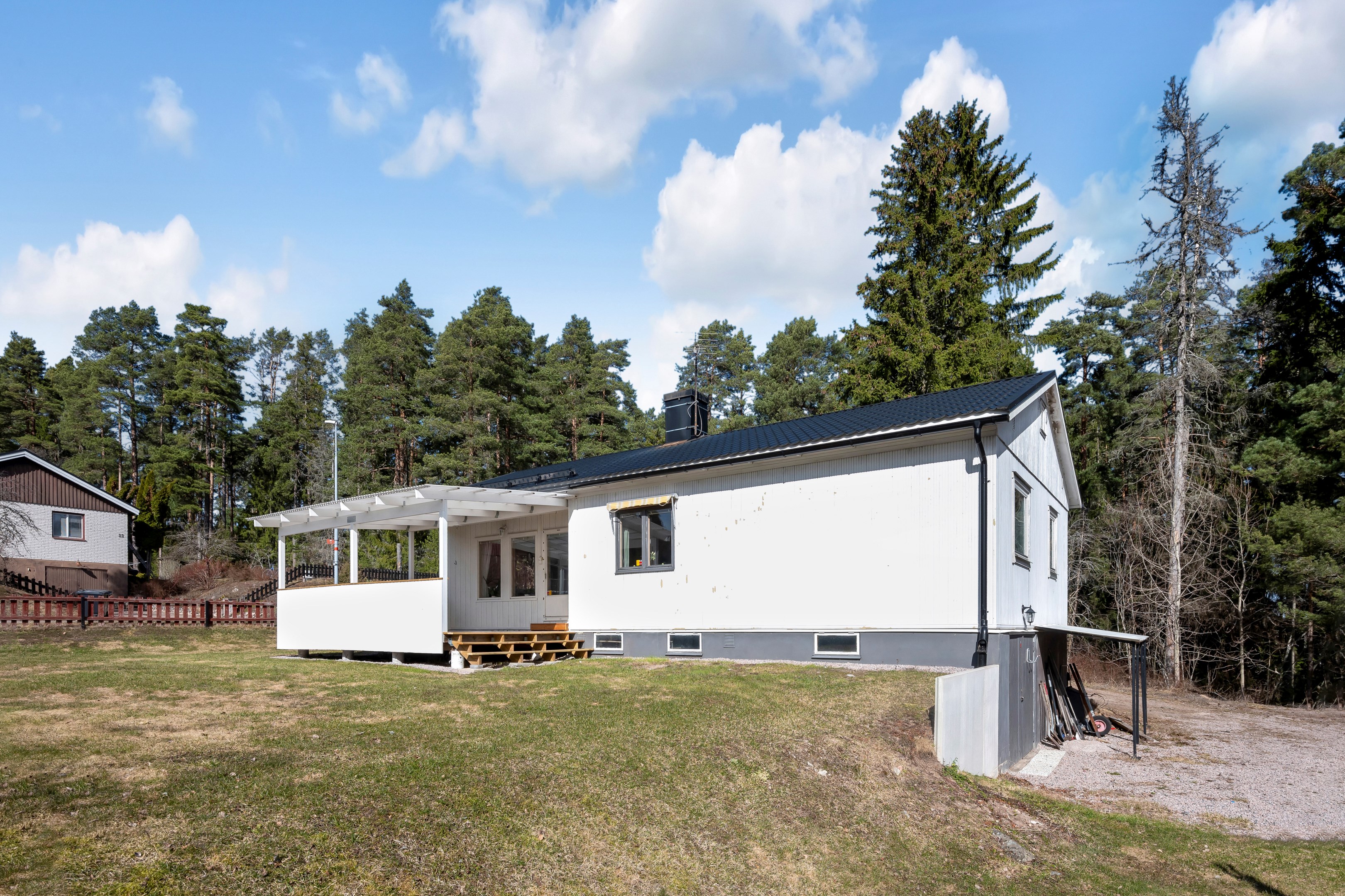 Bostadsbild från Älgstråket 19, Till salu i Läby, Uppsala