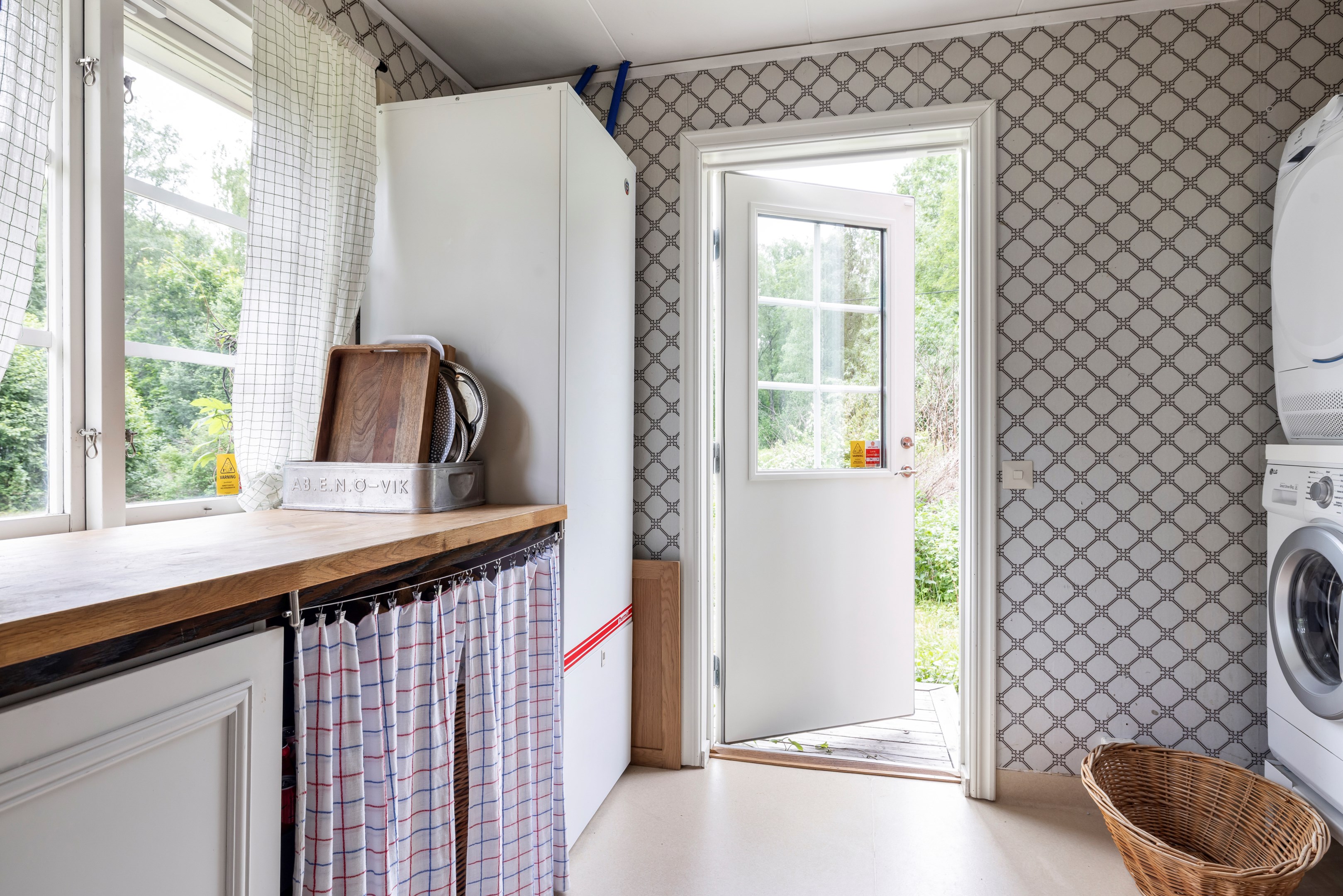 Bostadsbild från Spångbo Blomsterbacken 14, Snart till salu i Vattholma, Uppsala