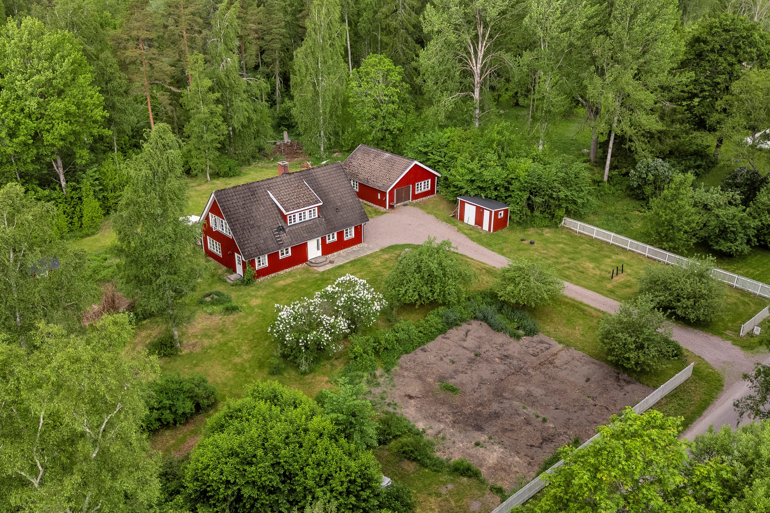 Bostadsbild från Spångbo Blomsterbacken 14, Snart till salu i Vattholma, Uppsala