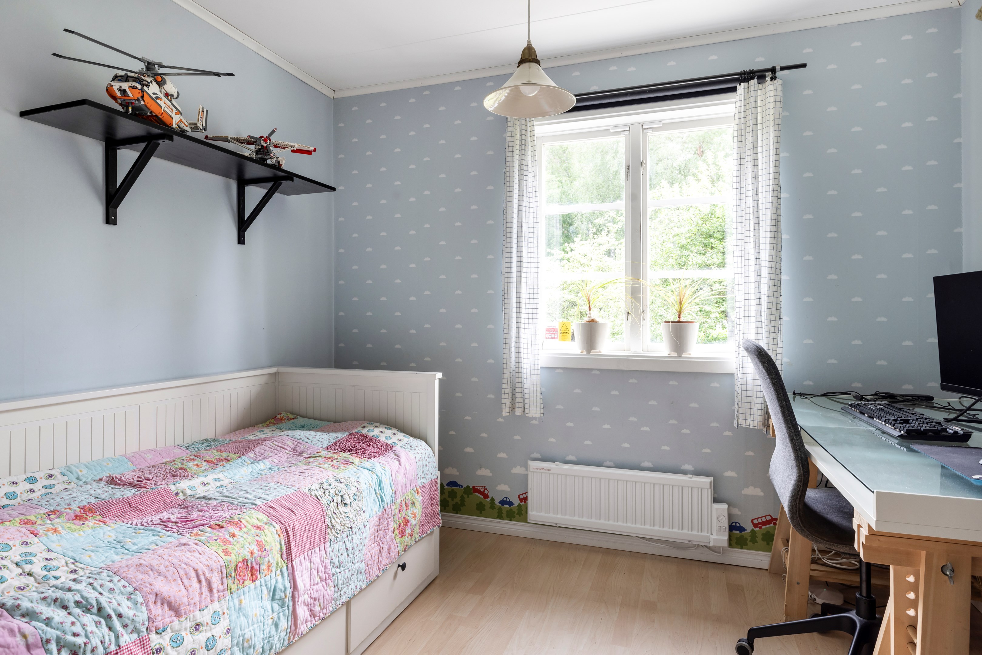 Bostadsbild från Spångbo Blomsterbacken 14, Snart till salu i Vattholma, Uppsala