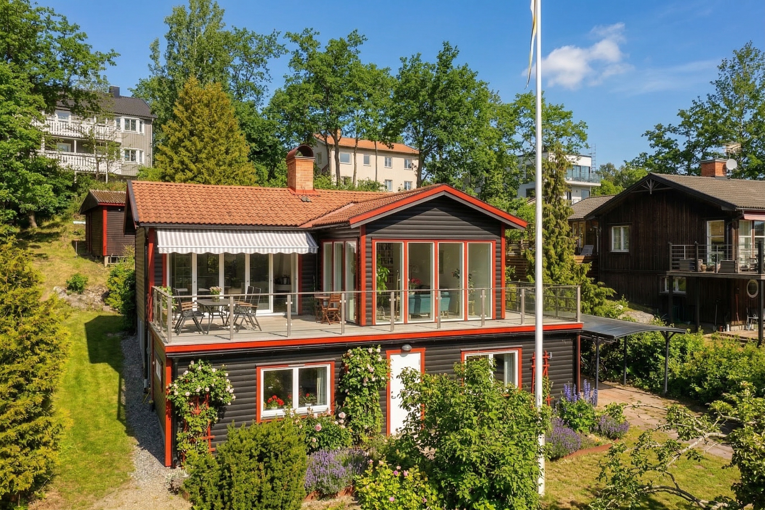 Bostadsbild från Ekorrvägen 38, Såld i Ekängen, Nacka