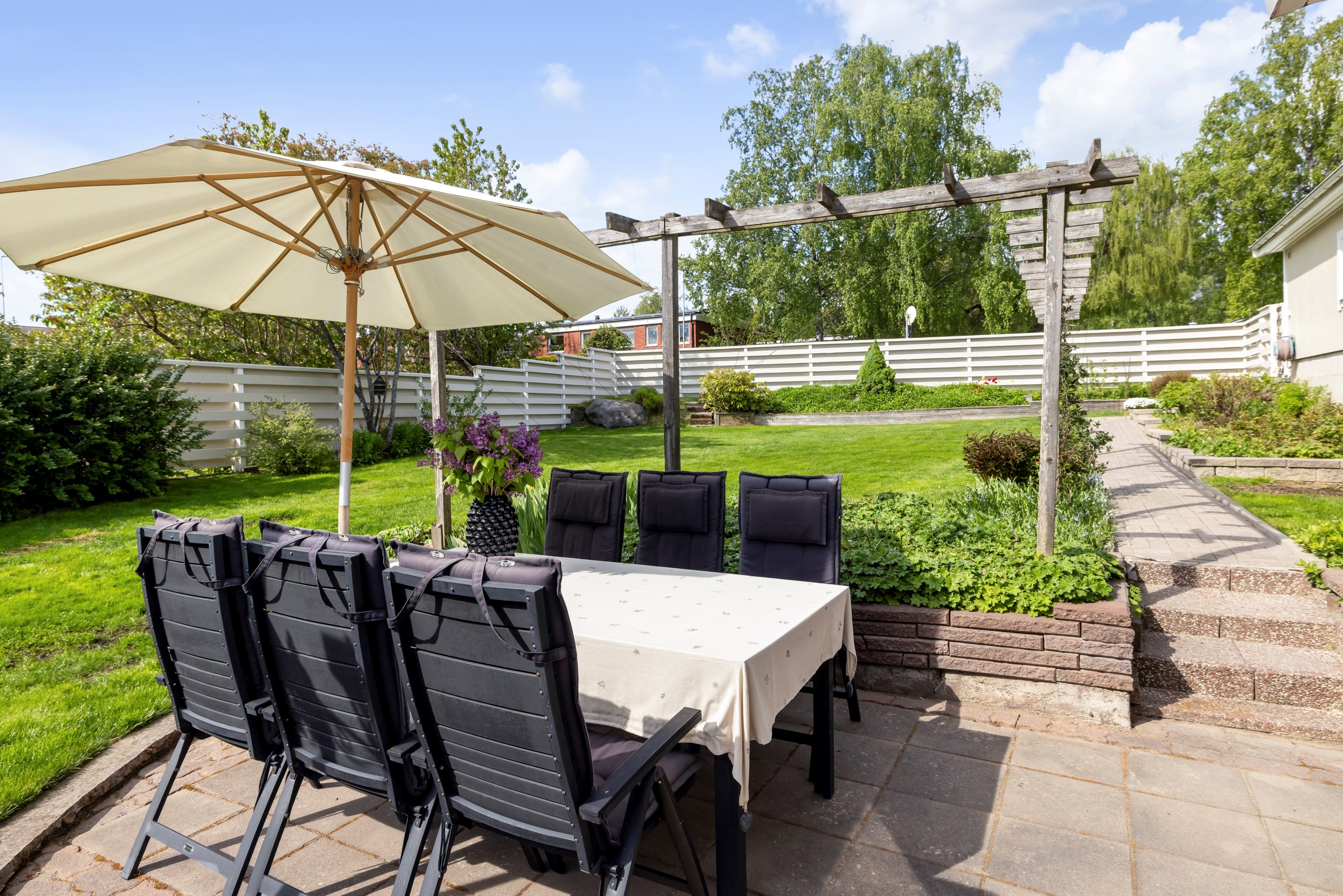 Bostadsbild från Nåntunavägen 29, Såld i Vilan, Uppsala