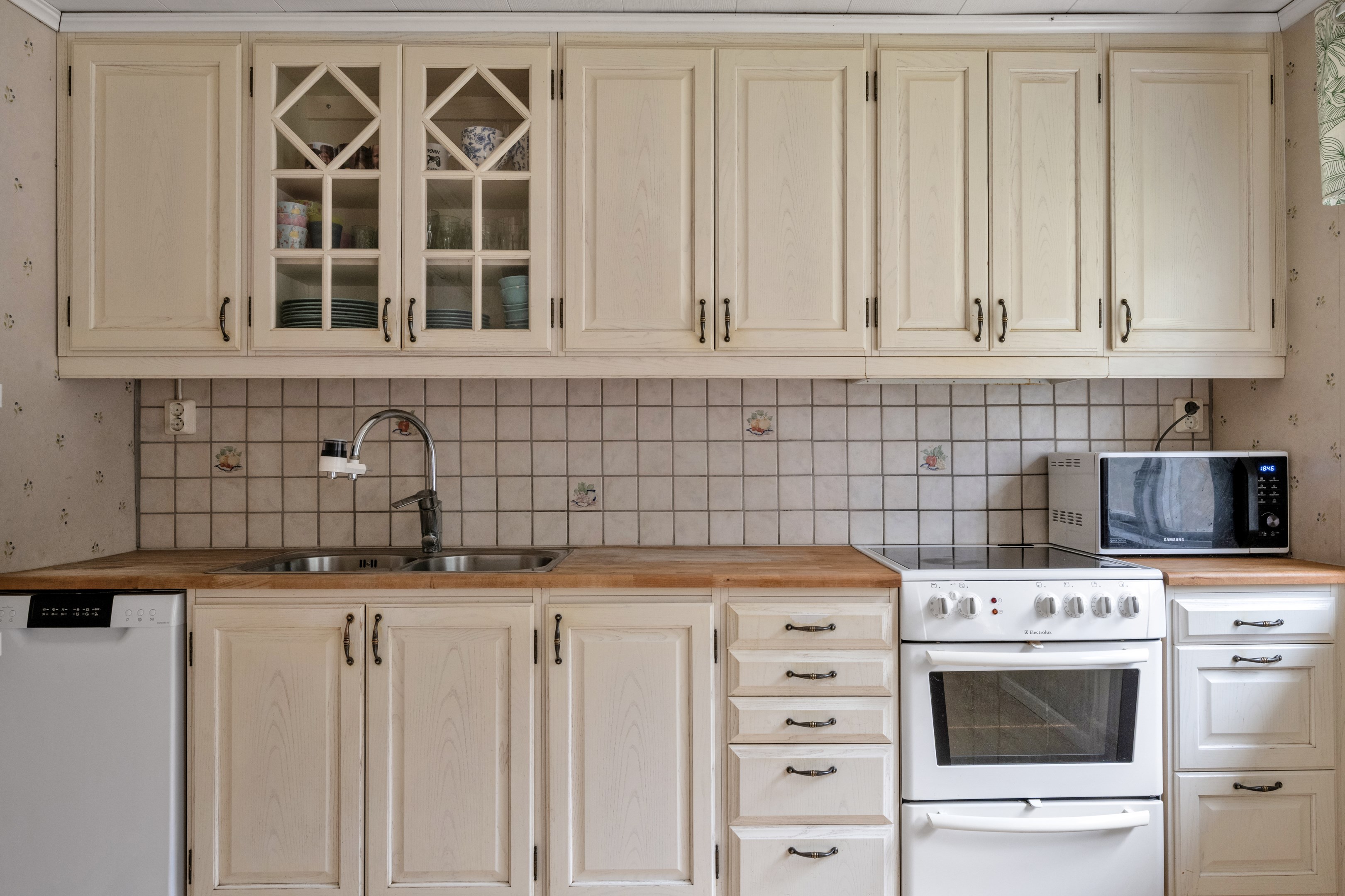 Bostadsbild från Romstarbo 214, Till salu i Örbyhus, Tierp