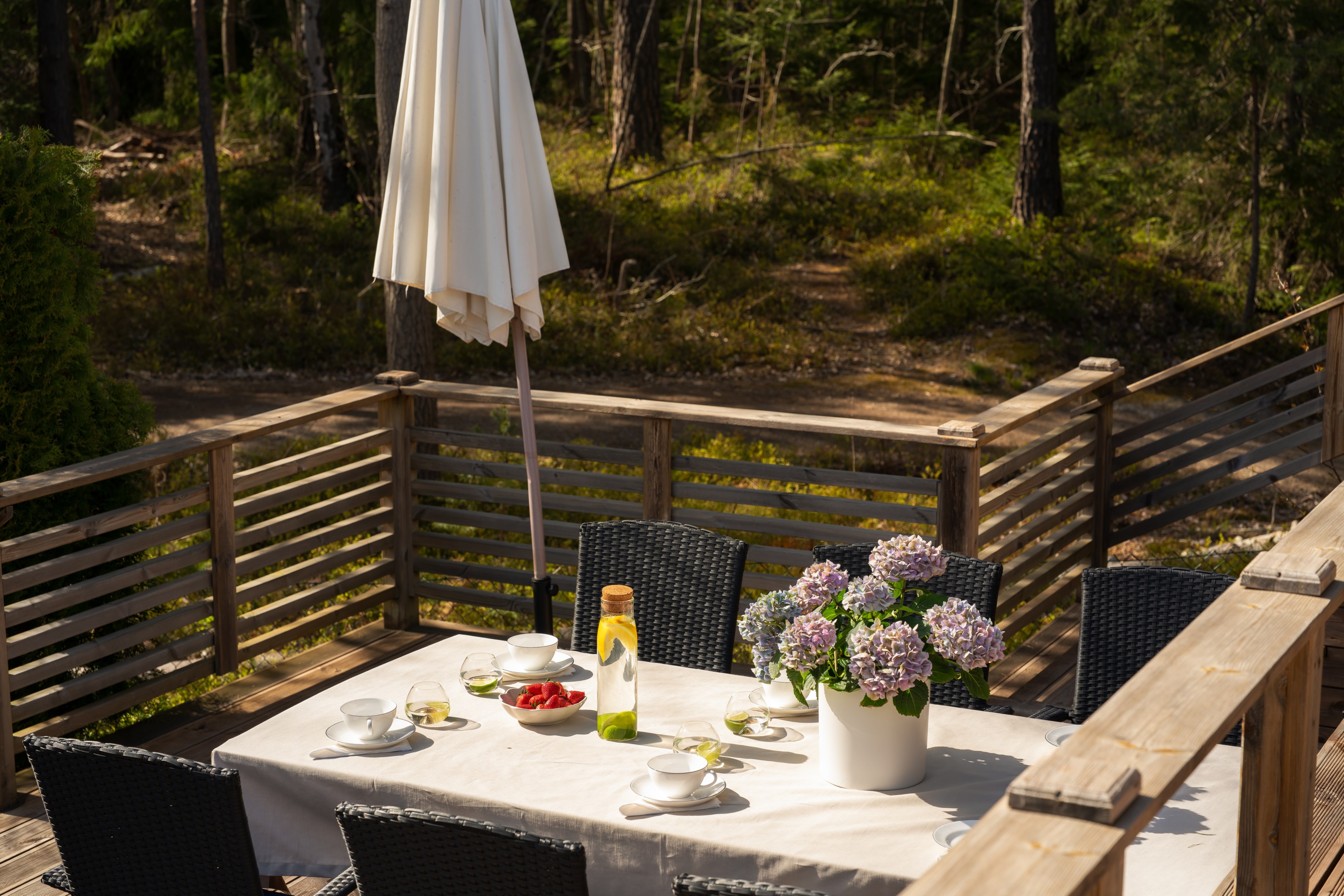 Bostadsbild från Lärkstigen 6, Till salu i Skuru, Nacka