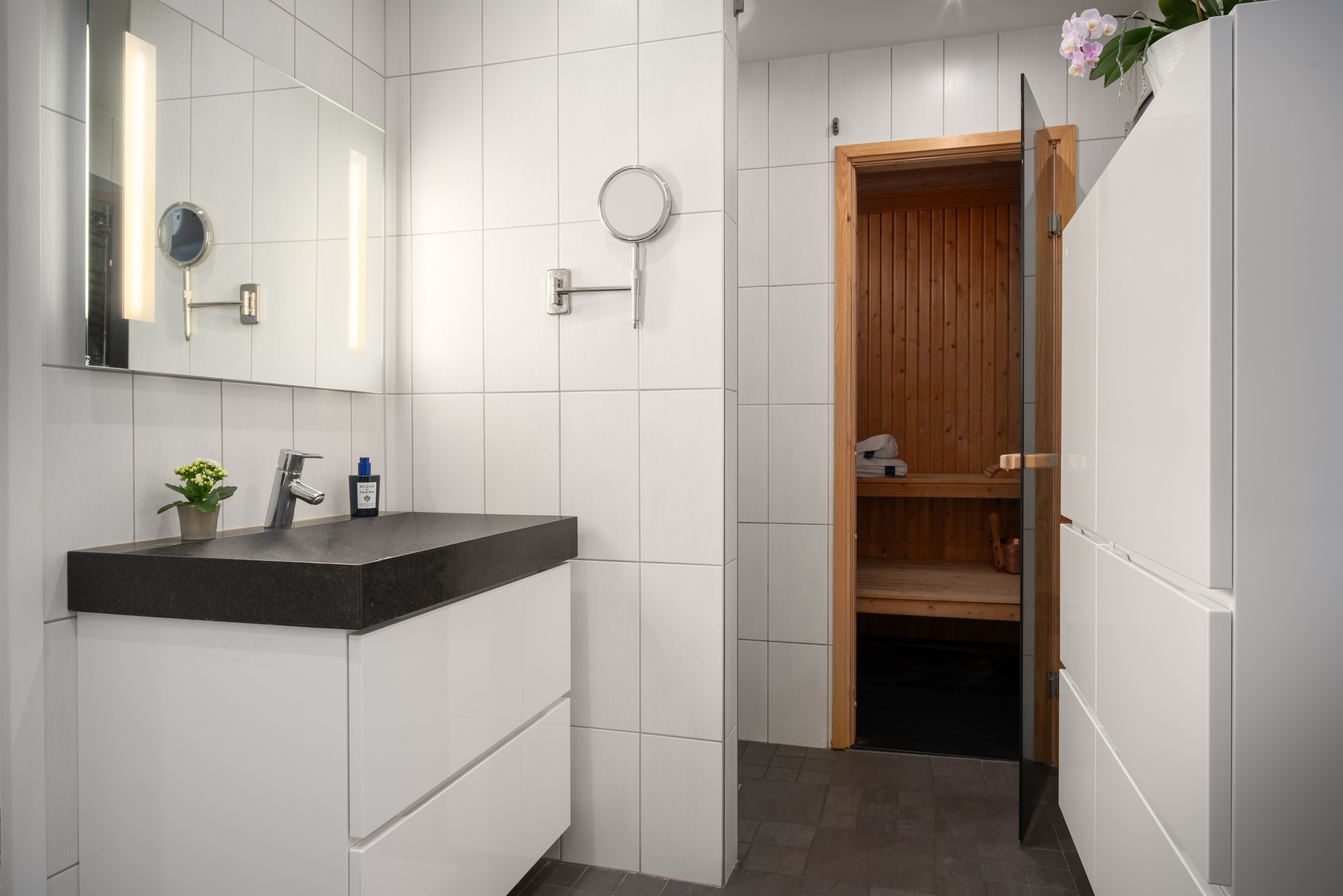 Bostadsbild från Lärkstigen 6, Till salu i Skuru, Nacka