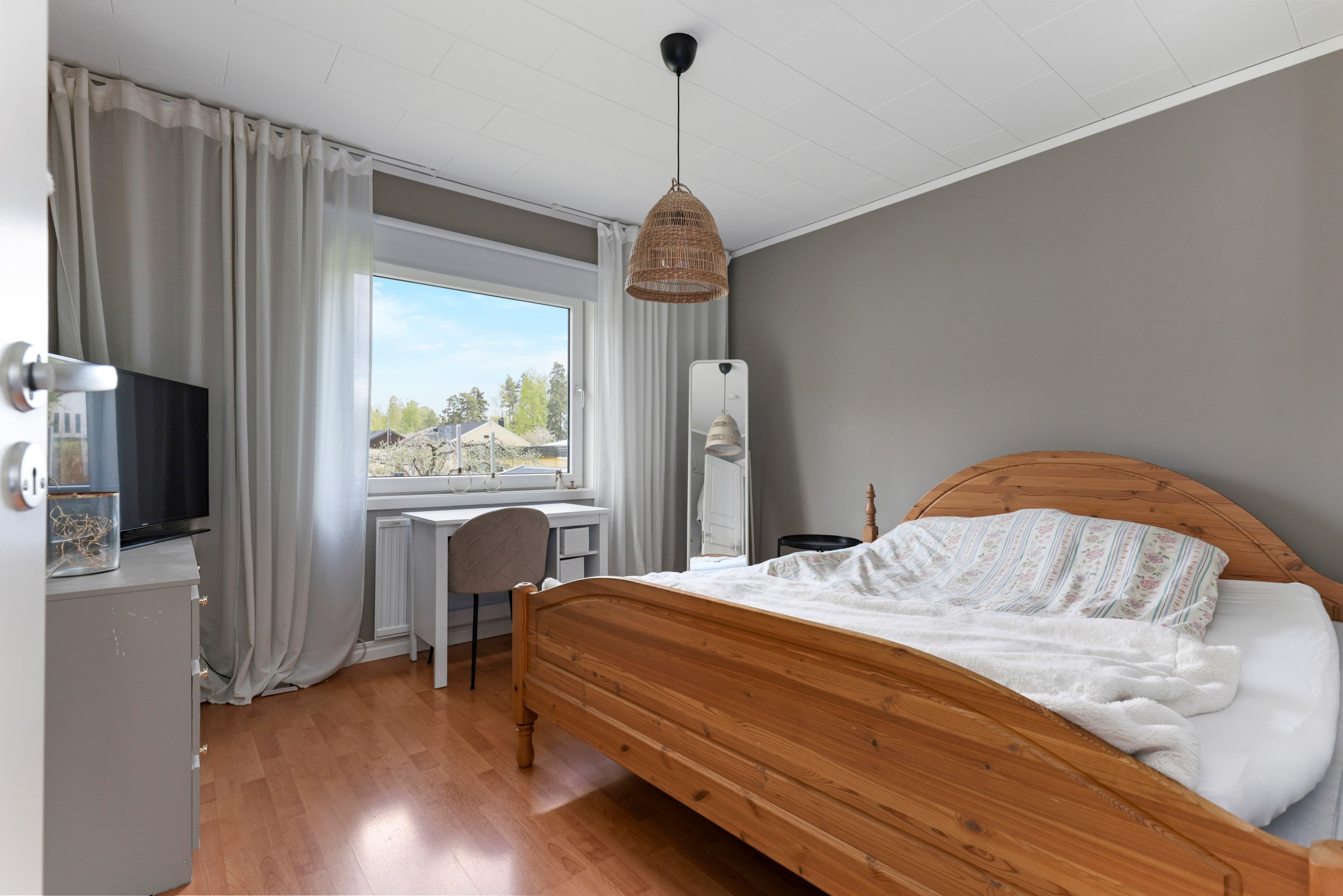 Bostadsbild från Stugvägen 3, Till salu i Alunda, Östhammar