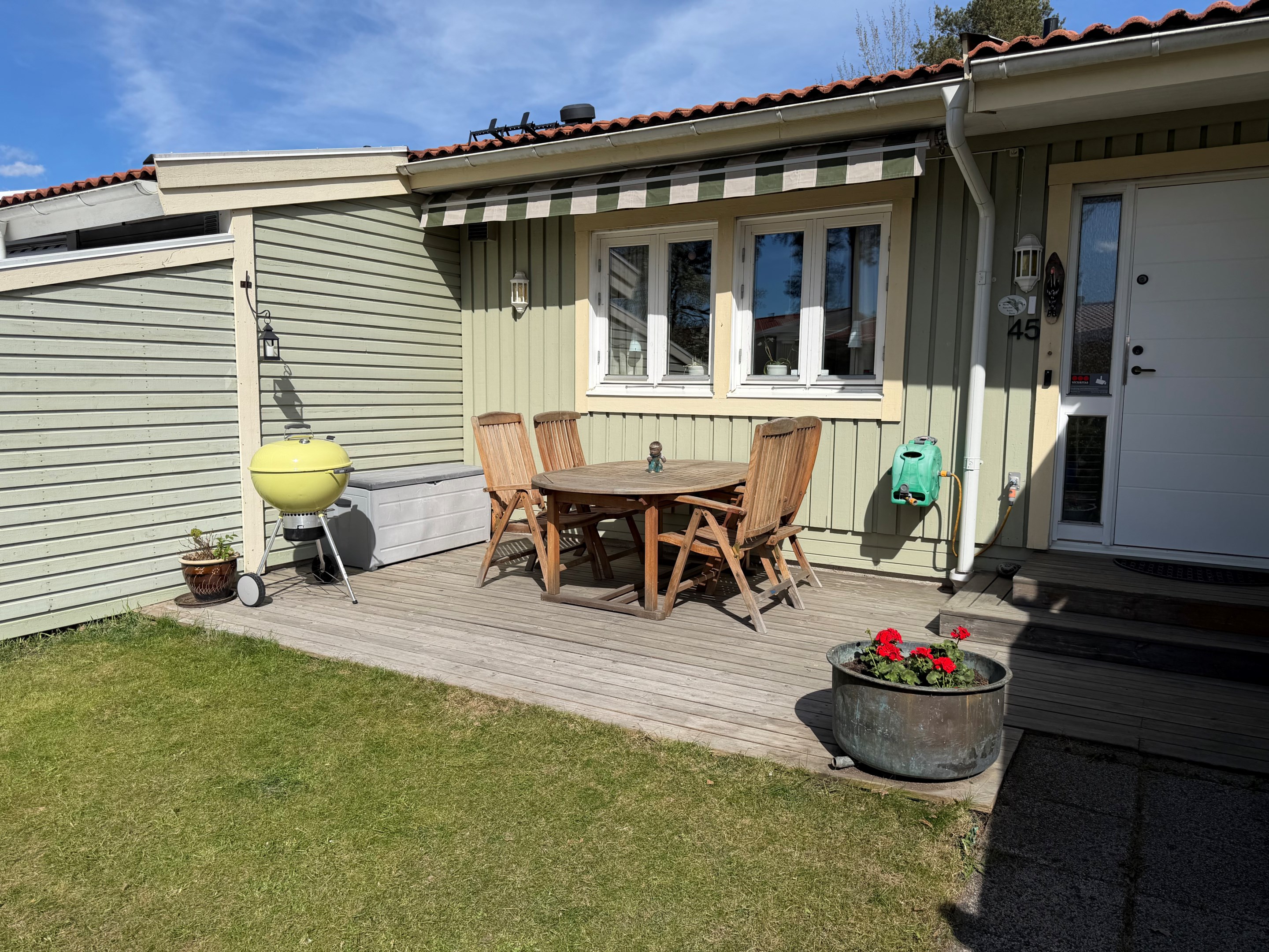 Bostadsbild från Telegramvägen 45, Såld i Norra Lännersta, Nacka