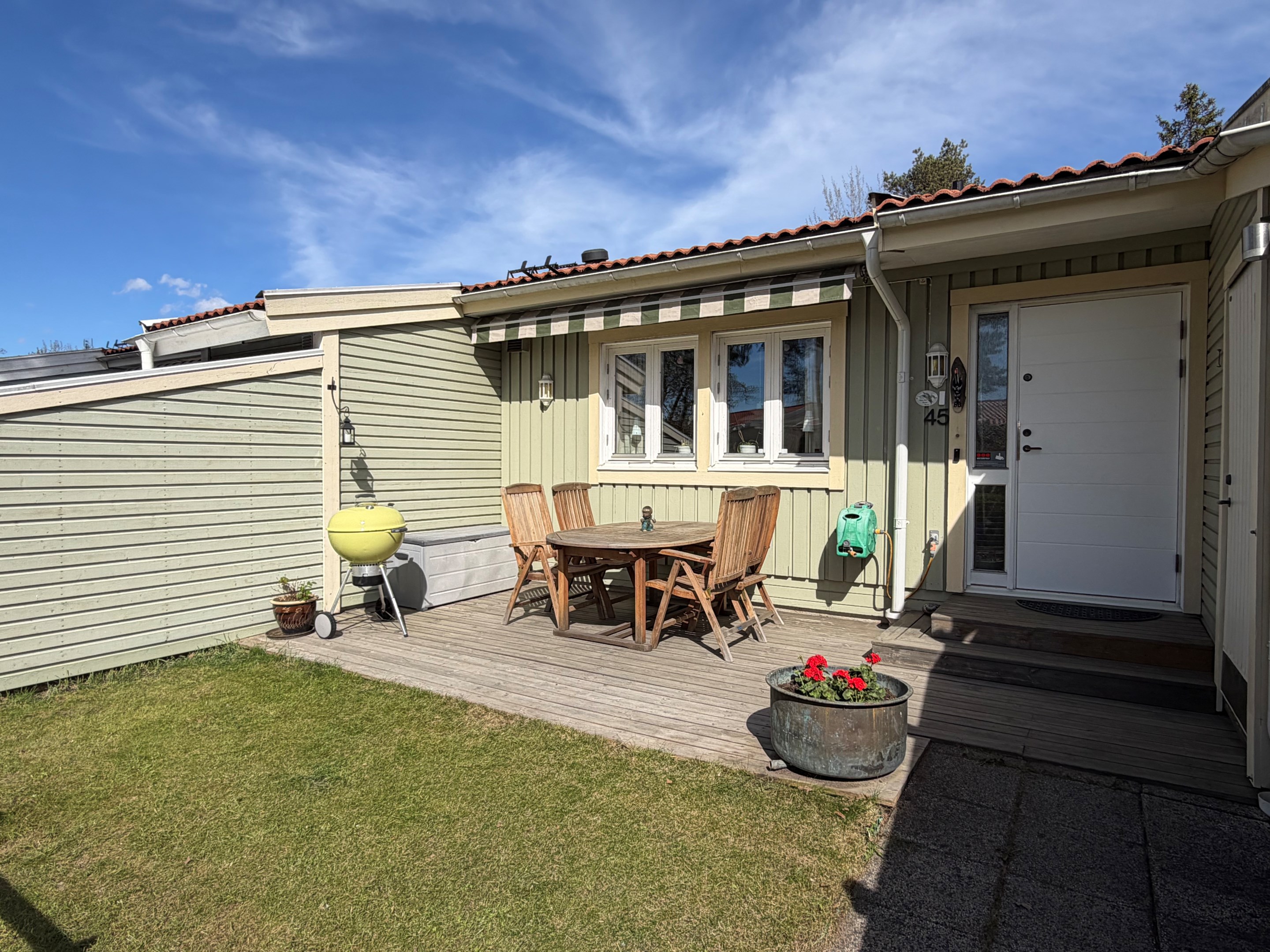 Bostadsbild från Telegramvägen 45, Såld i Norra Lännersta, Nacka