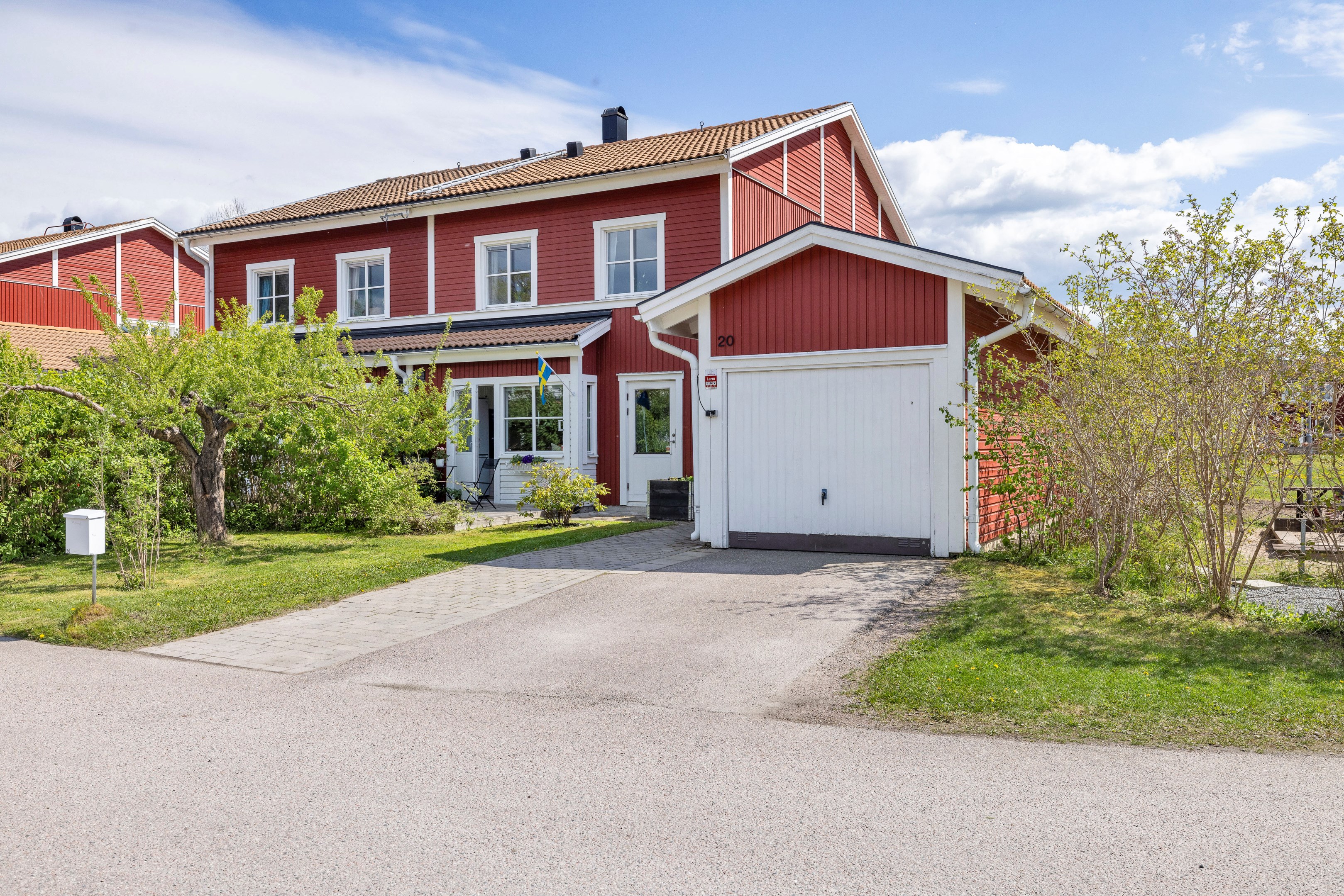 Bostadsbild från Markegångsvägen 20, Såld i Storvreta, Uppsala