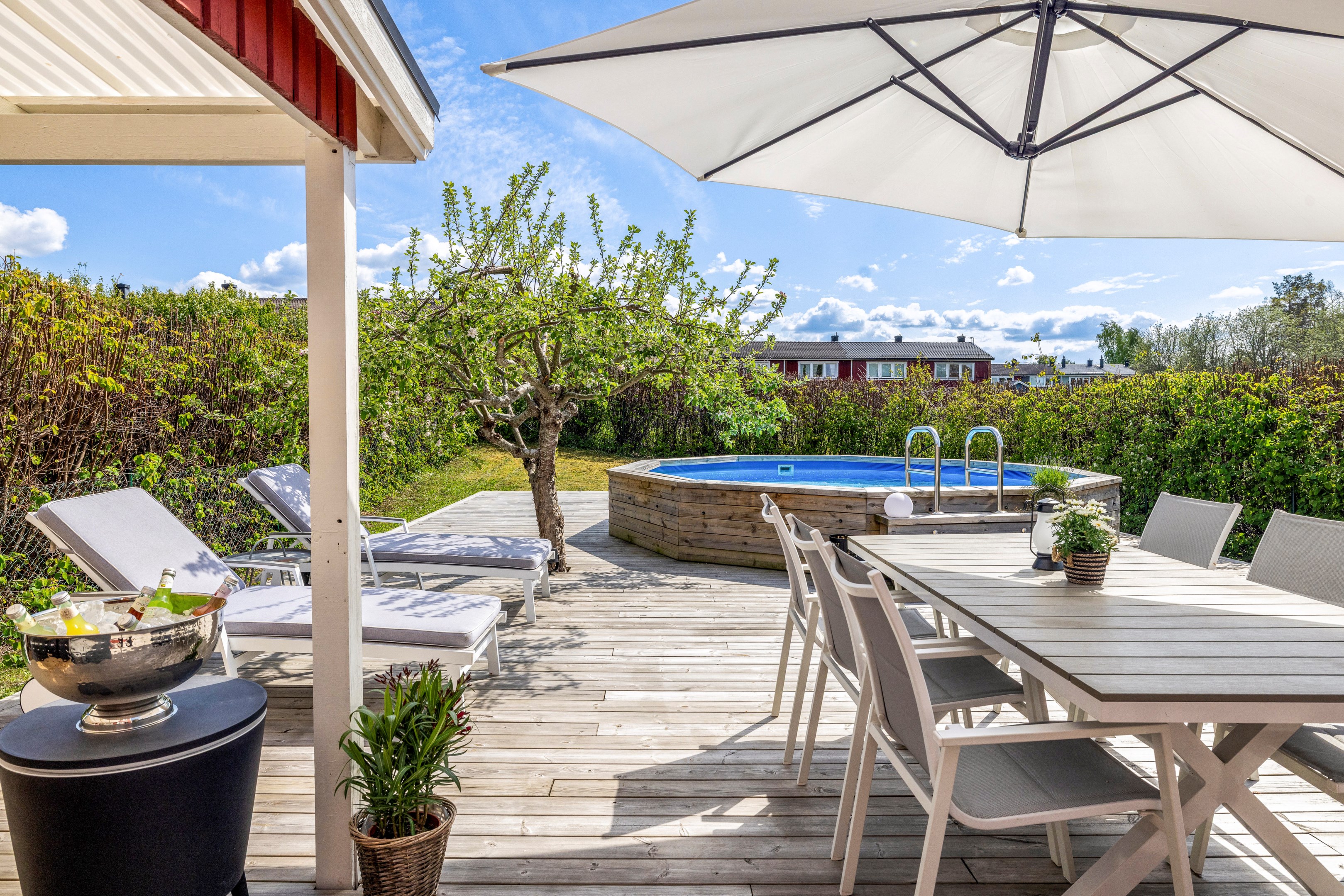 Bostadsbild från Markegångsvägen 20, Såld i Storvreta, Uppsala