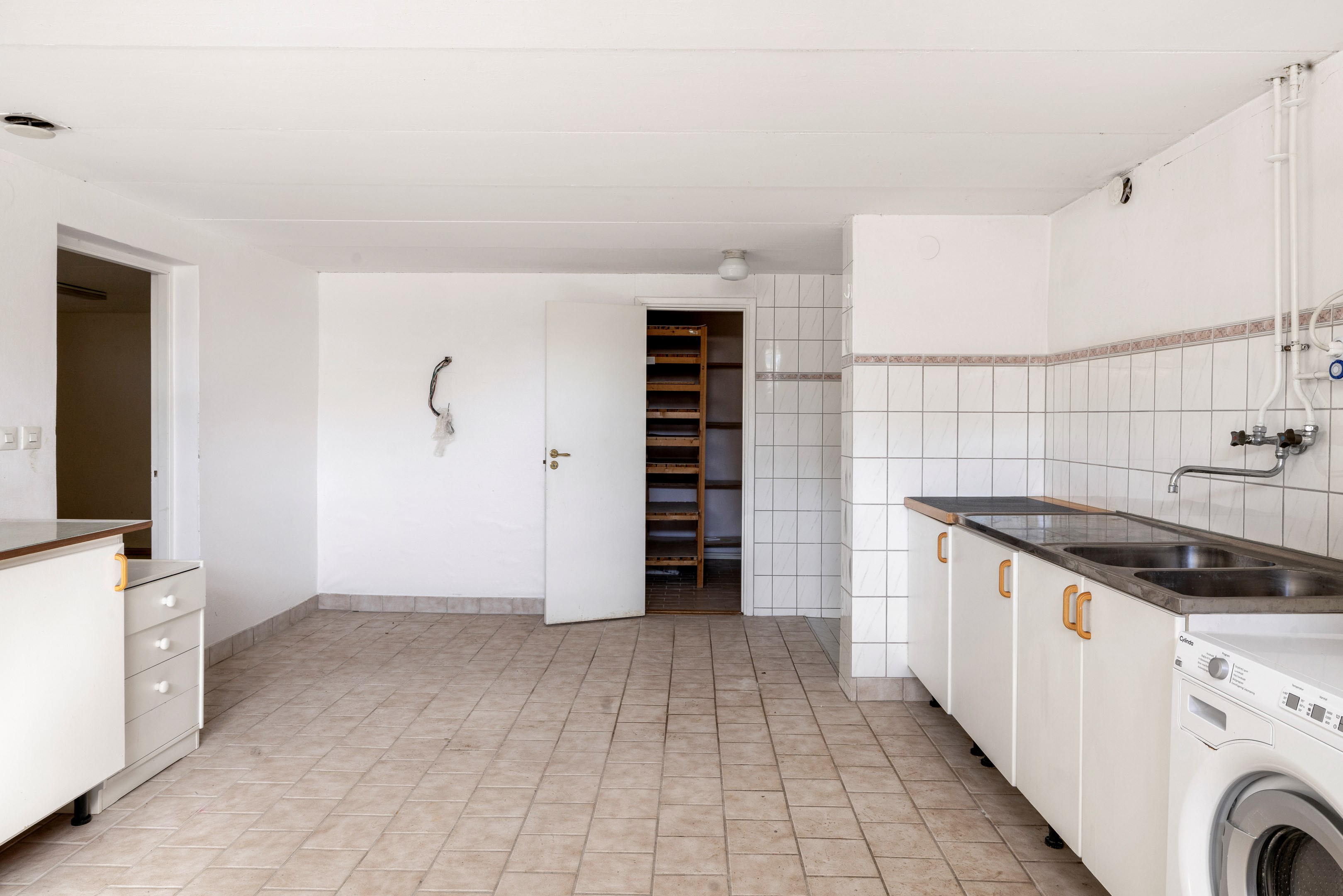 Bostadsbild från Skivlingsvägen 5, Till salu i Norby, Uppsala
