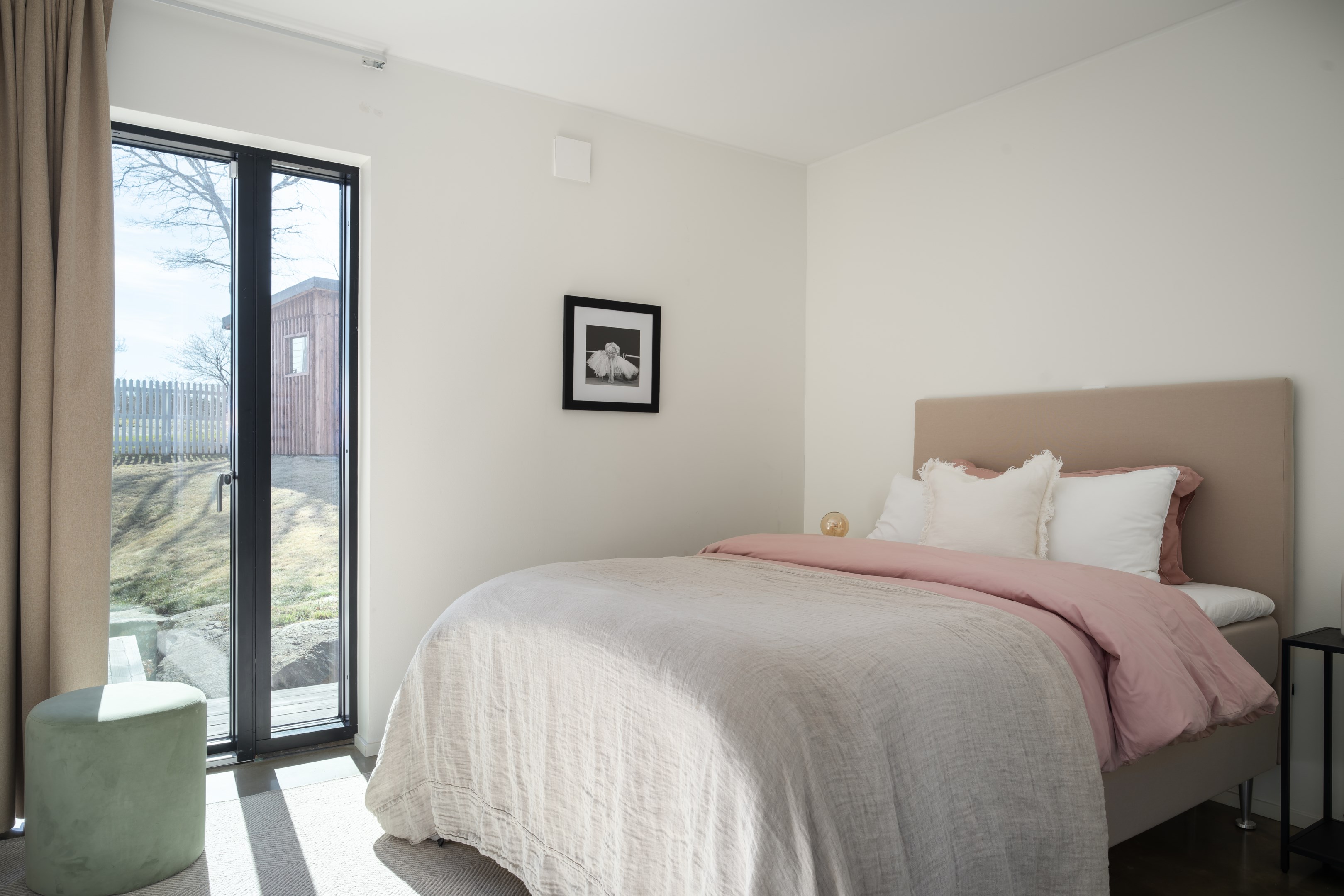 Bostadsbild från Sommargyllens backe 1, Såld i Lännersta, Nacka