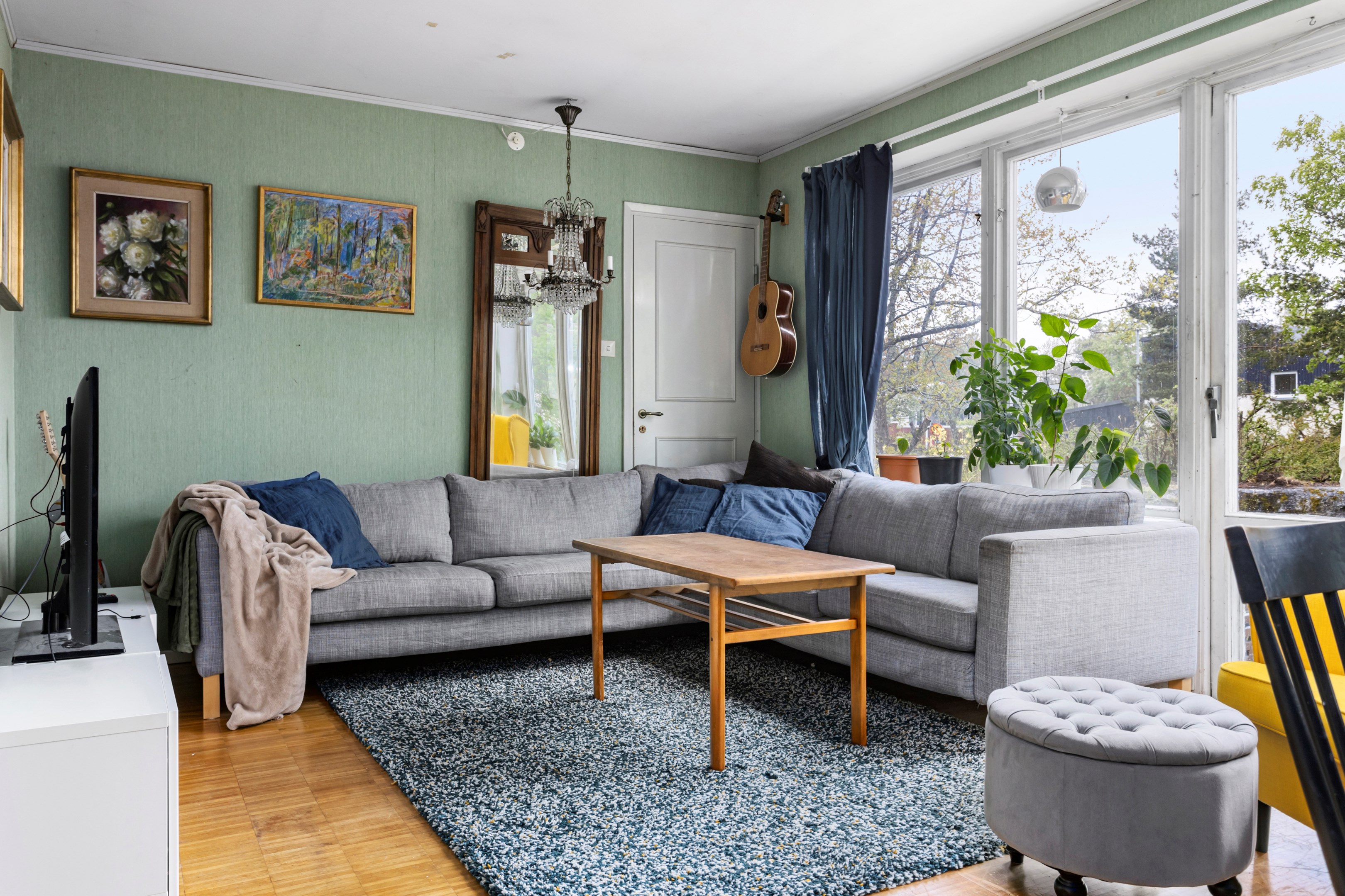 Bostadsbild från Sten Stures väg 6, Till salu i Duvnäs Utskog, Nacka