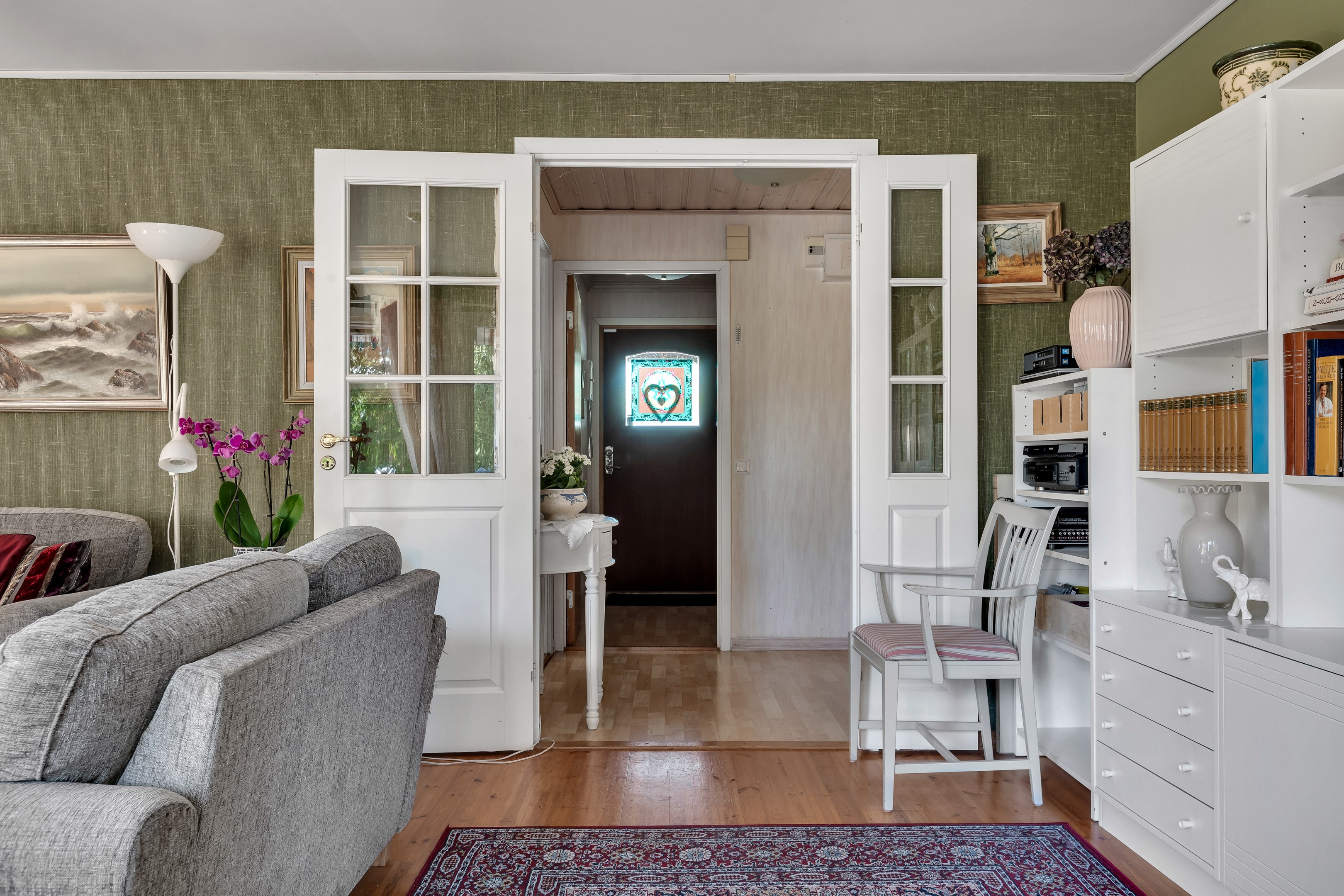 Bostadsbild från Bergvägen 8, Såld i Storvreta, Uppsala