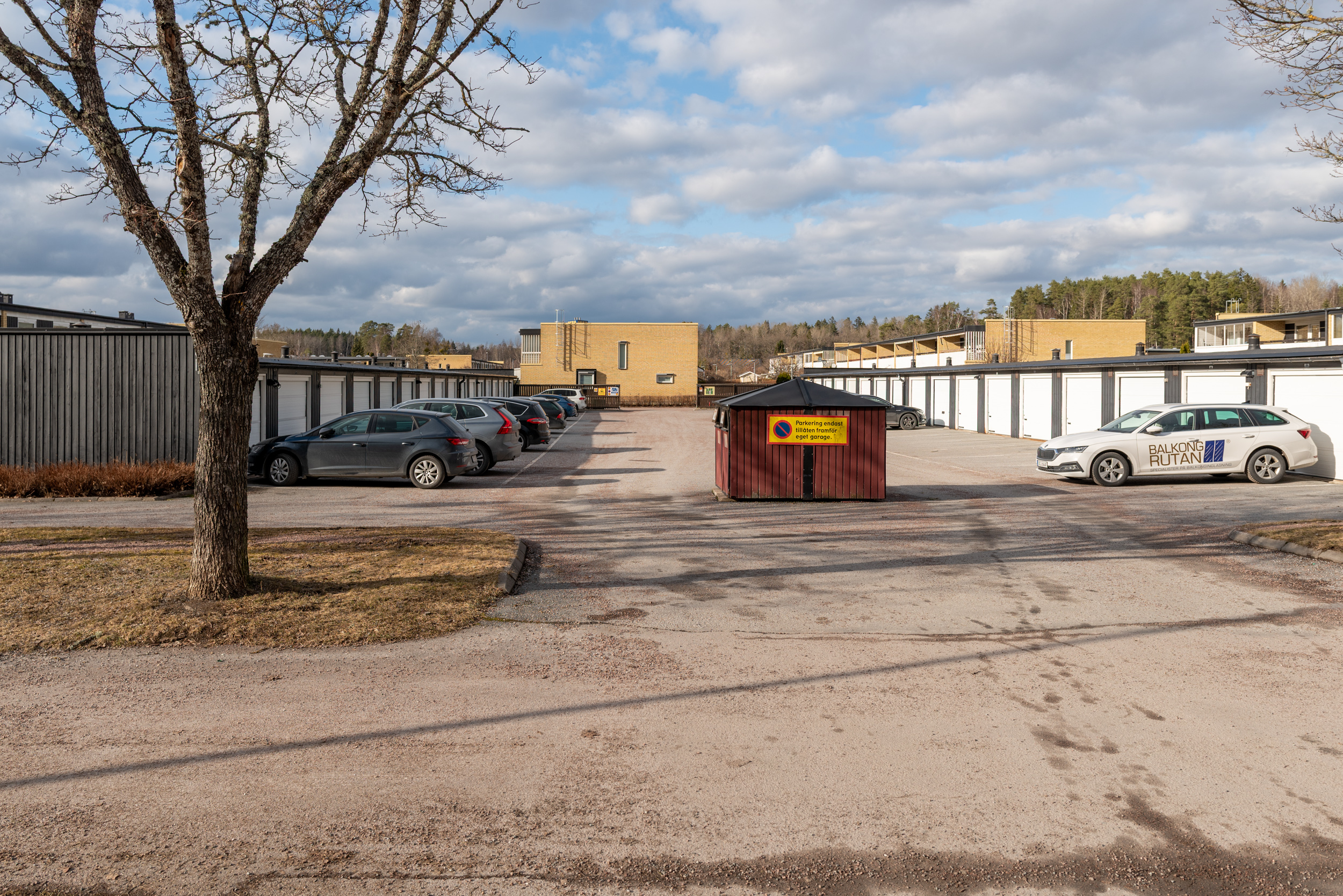 Bostadsbild från Bandverksgatan 175, Såld i Bäckby, Västerås