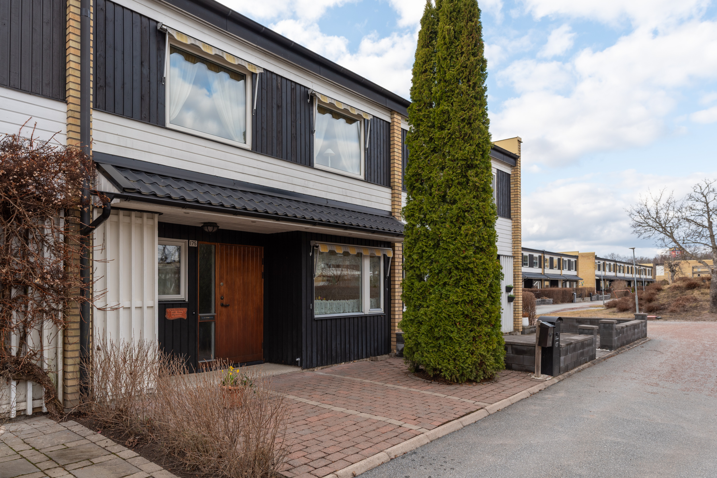 Bostadsbild från Bandverksgatan 175, Såld i Bäckby, Västerås