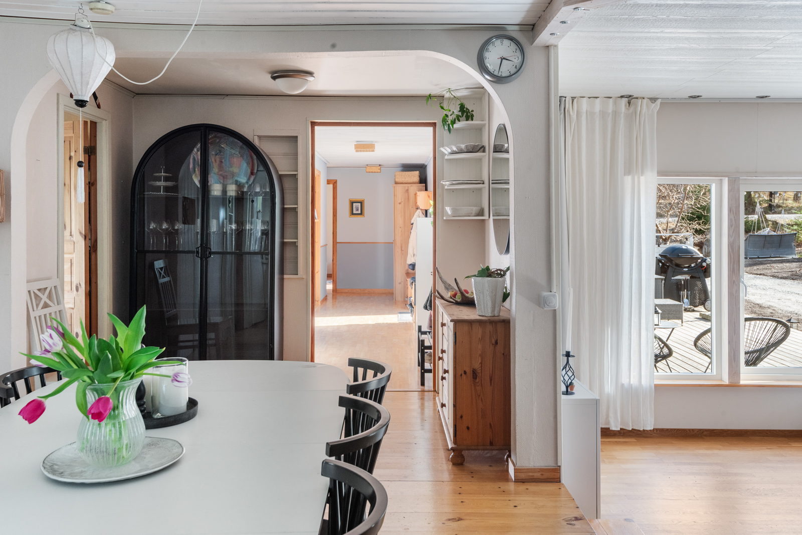 Bostadsbild från Hinsaringen 31, Kommande i Evlinge, Värmdö