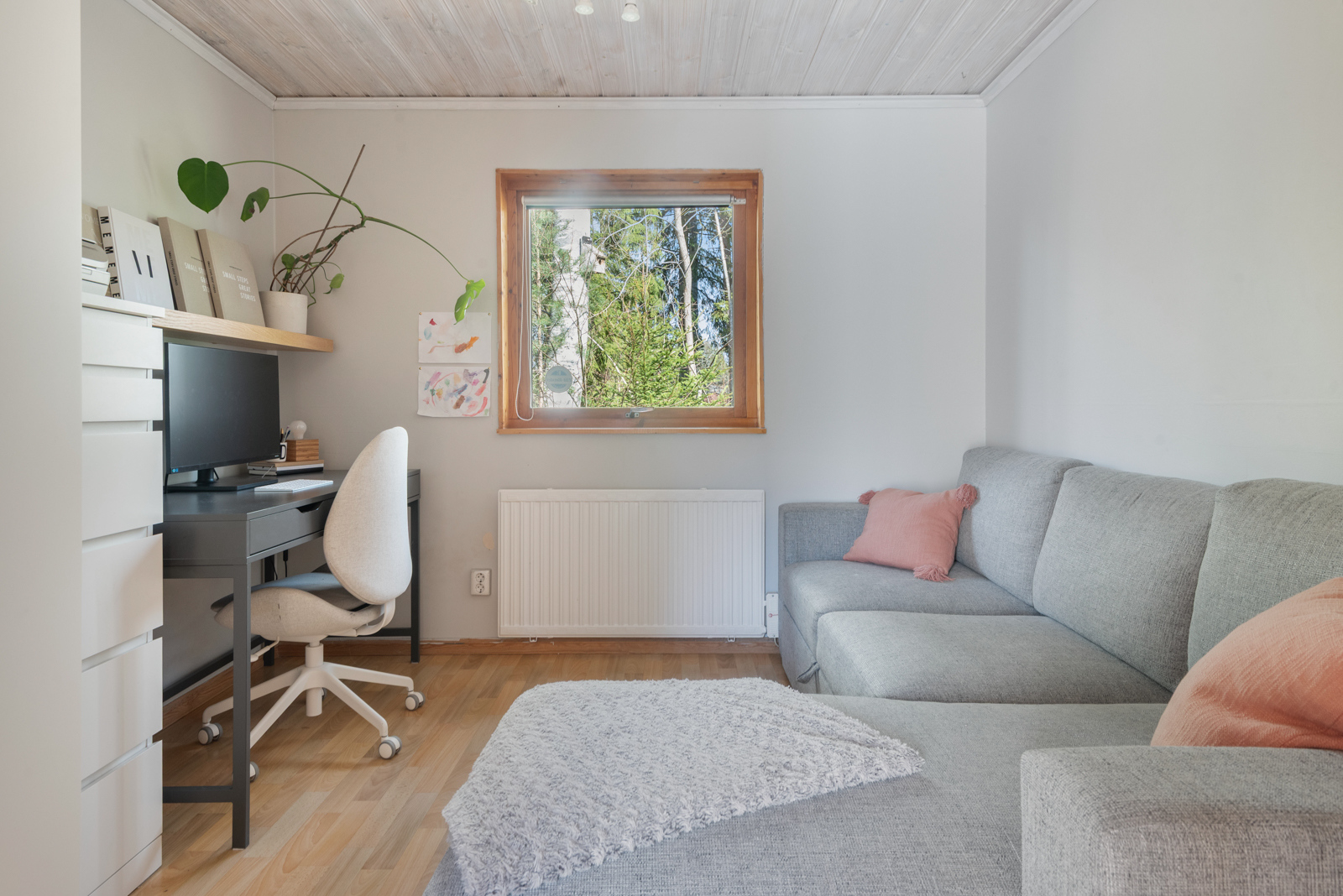 Bostadsbild från Hinsaringen 31, Kommande i Evlinge, Värmdö