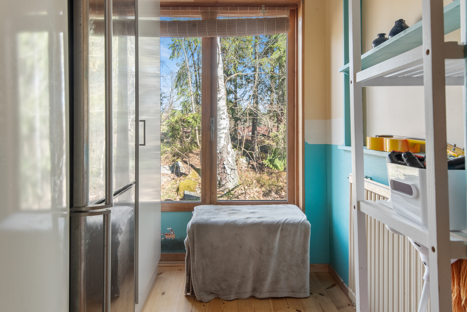 Bostadsbild från Hinsaringen 31, Kommande i Evlinge, Värmdö