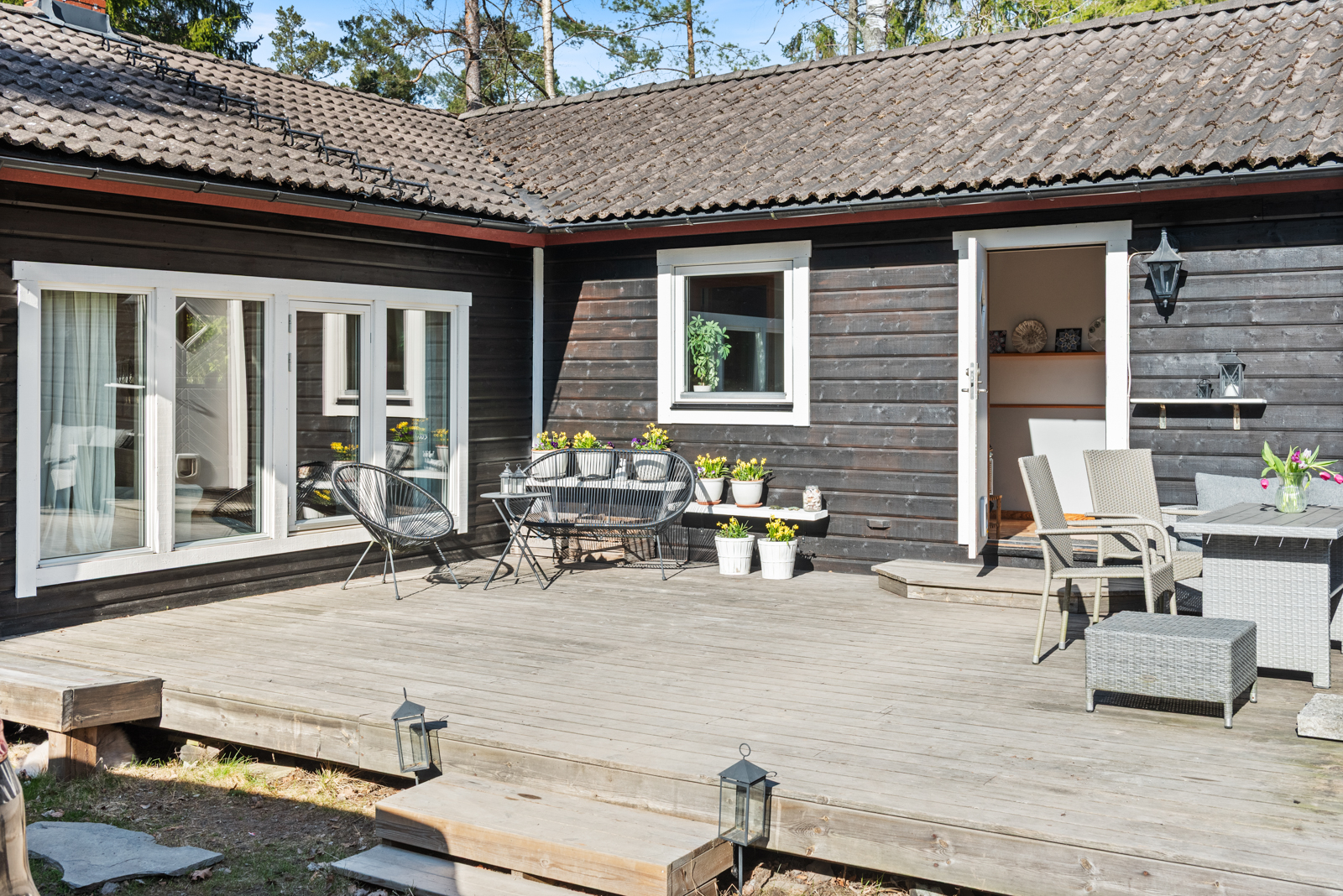 Bostadsbild från Hinsaringen 31, Kommande i Evlinge, Värmdö