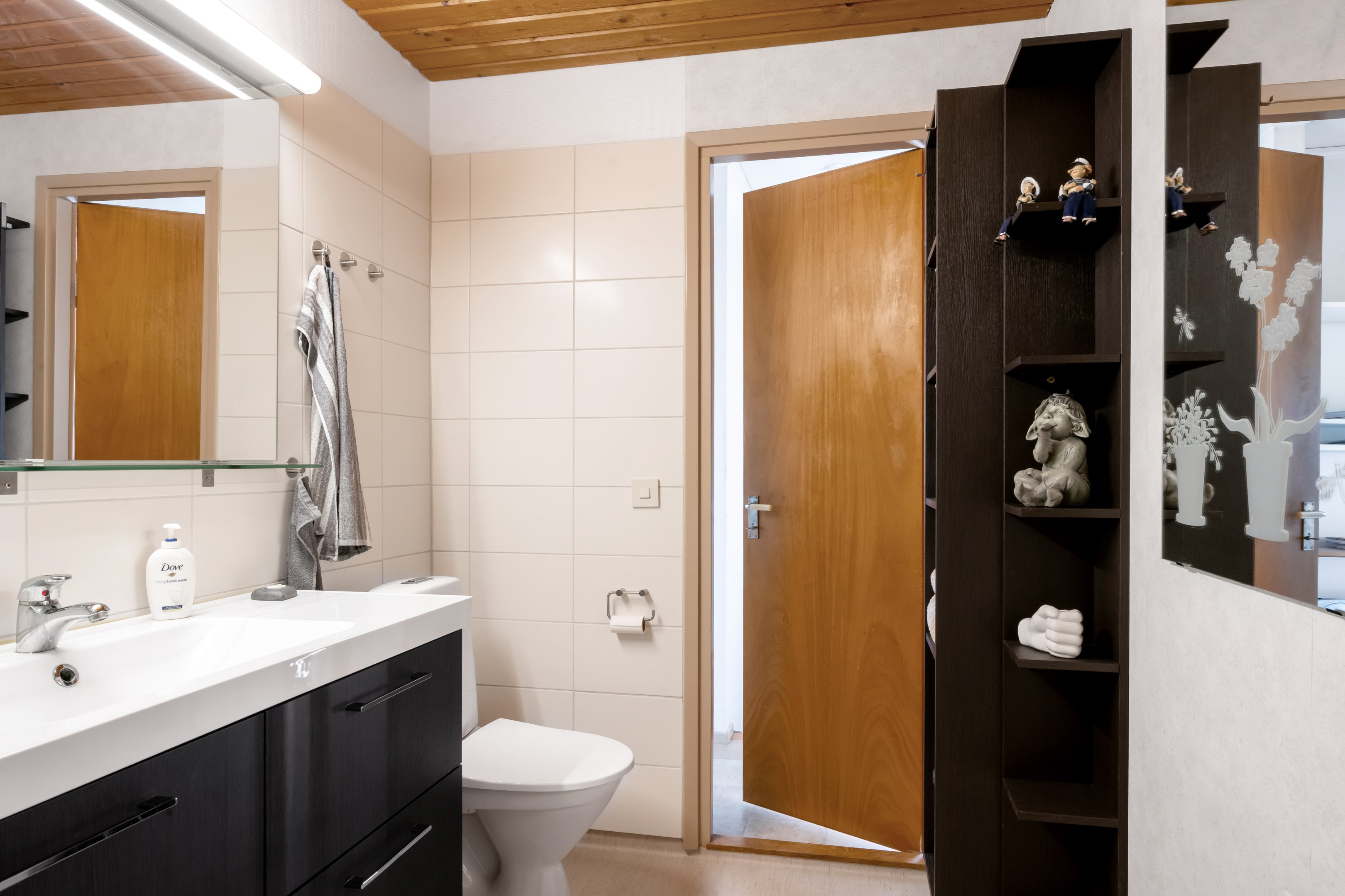Bostadsbild från Svedbovägen 14, Såld i Vänge, Uppsala