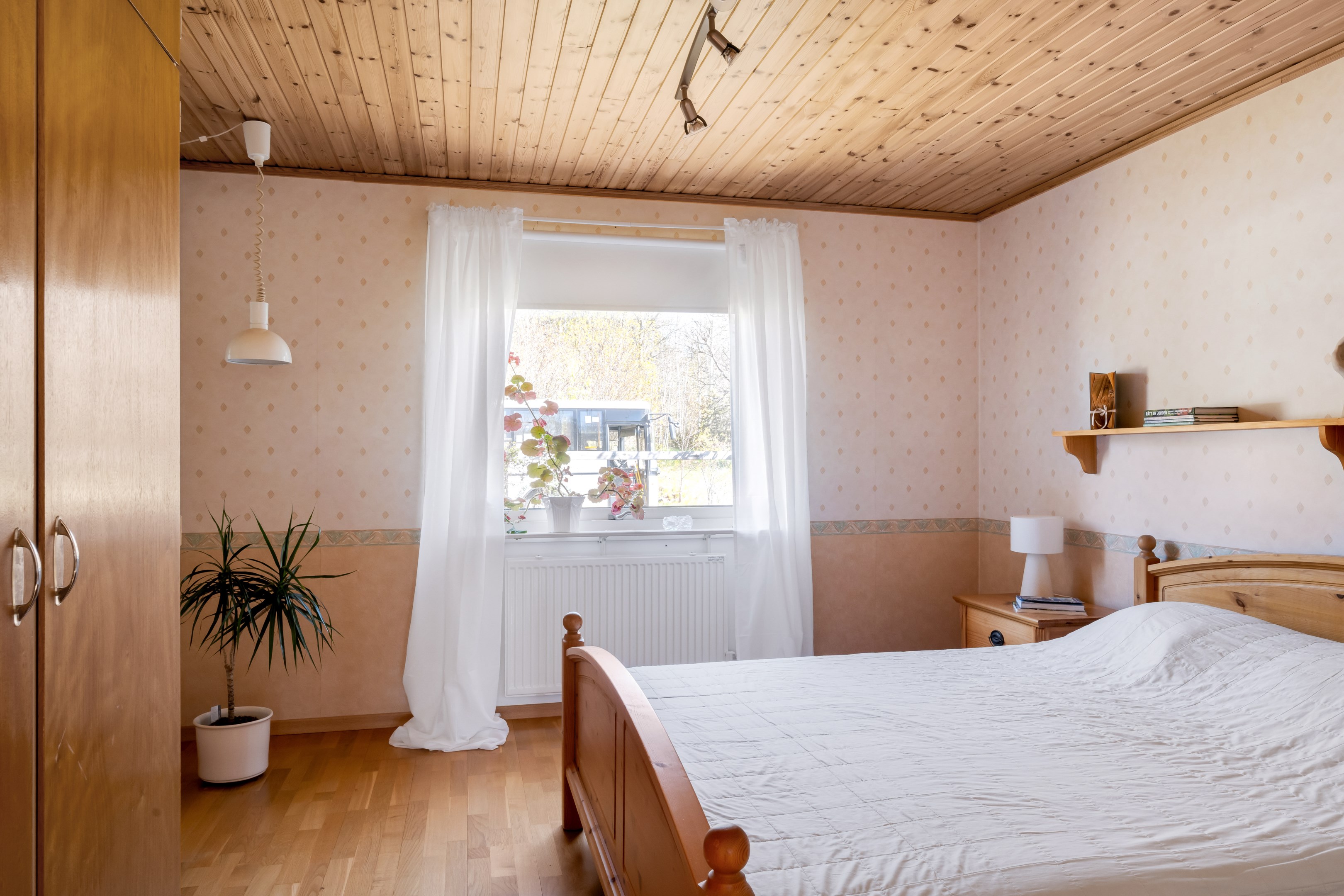 Bostadsbild från Svedbovägen 14, Såld i Vänge, Uppsala