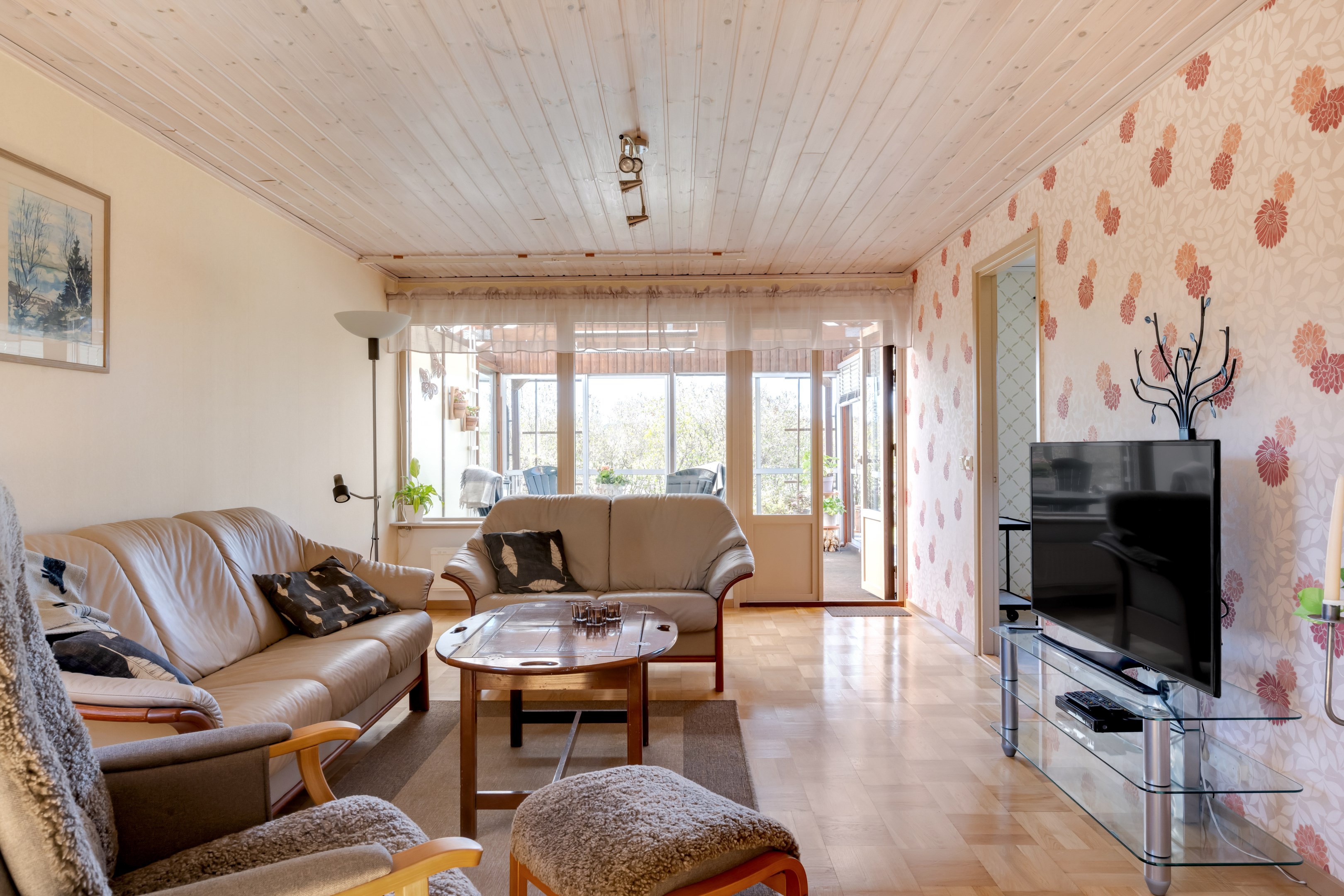 Bostadsbild från Svedbovägen 14, Såld i Vänge, Uppsala