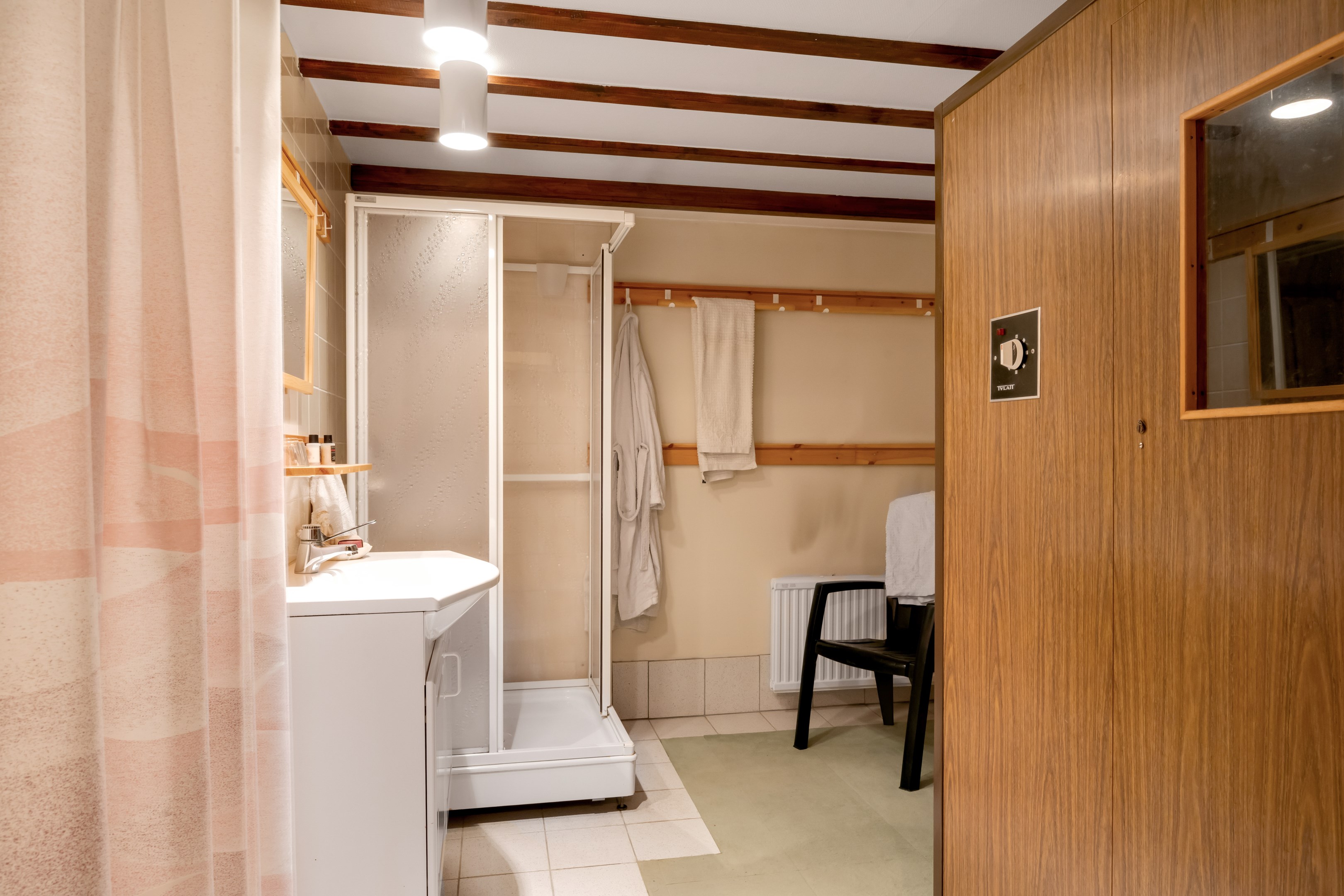 Bostadsbild från Svedbovägen 14, Såld i Vänge, Uppsala