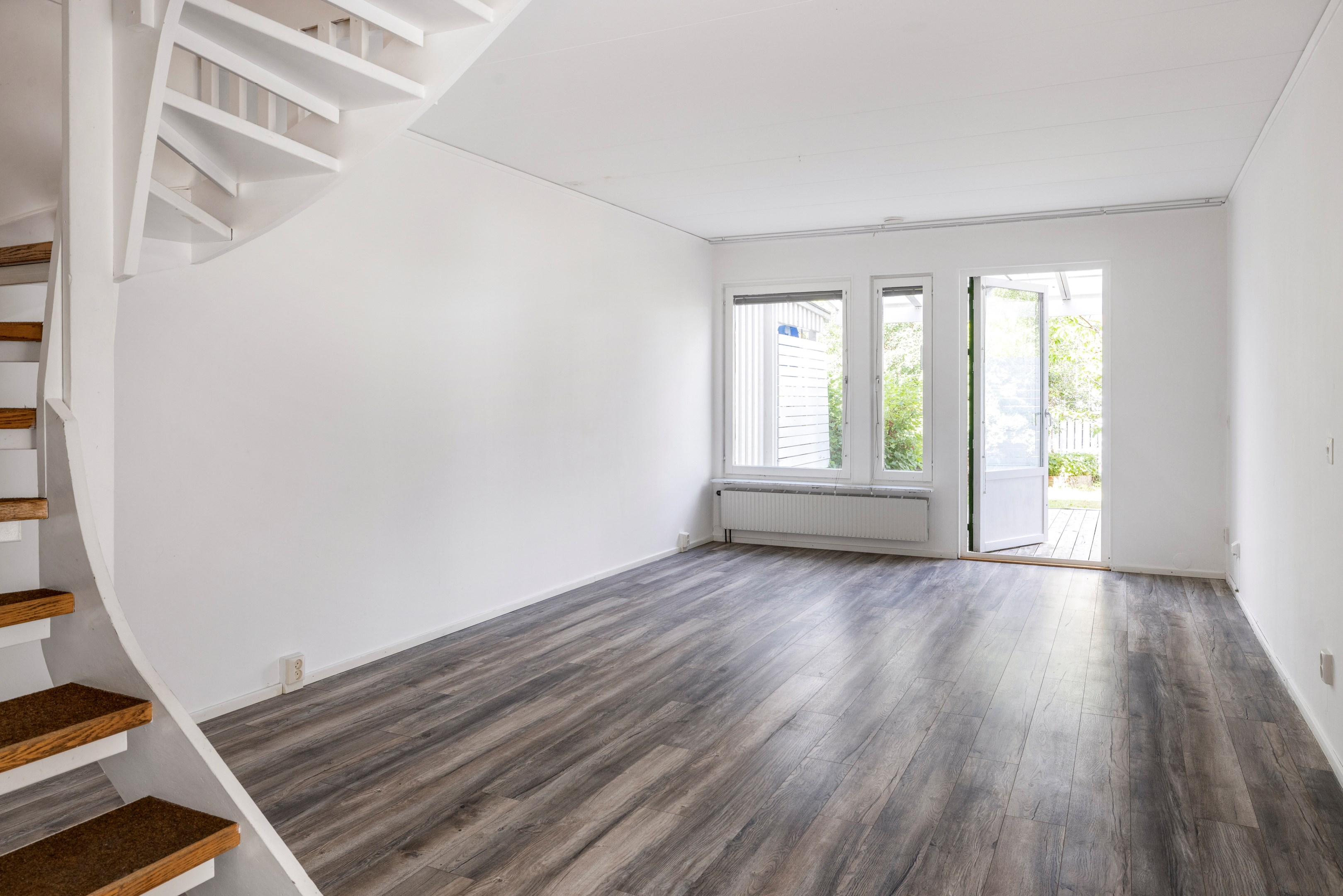 Bostadsbild från Åskmolnsvägen 33, Till salu i Storvreta, Uppsala
