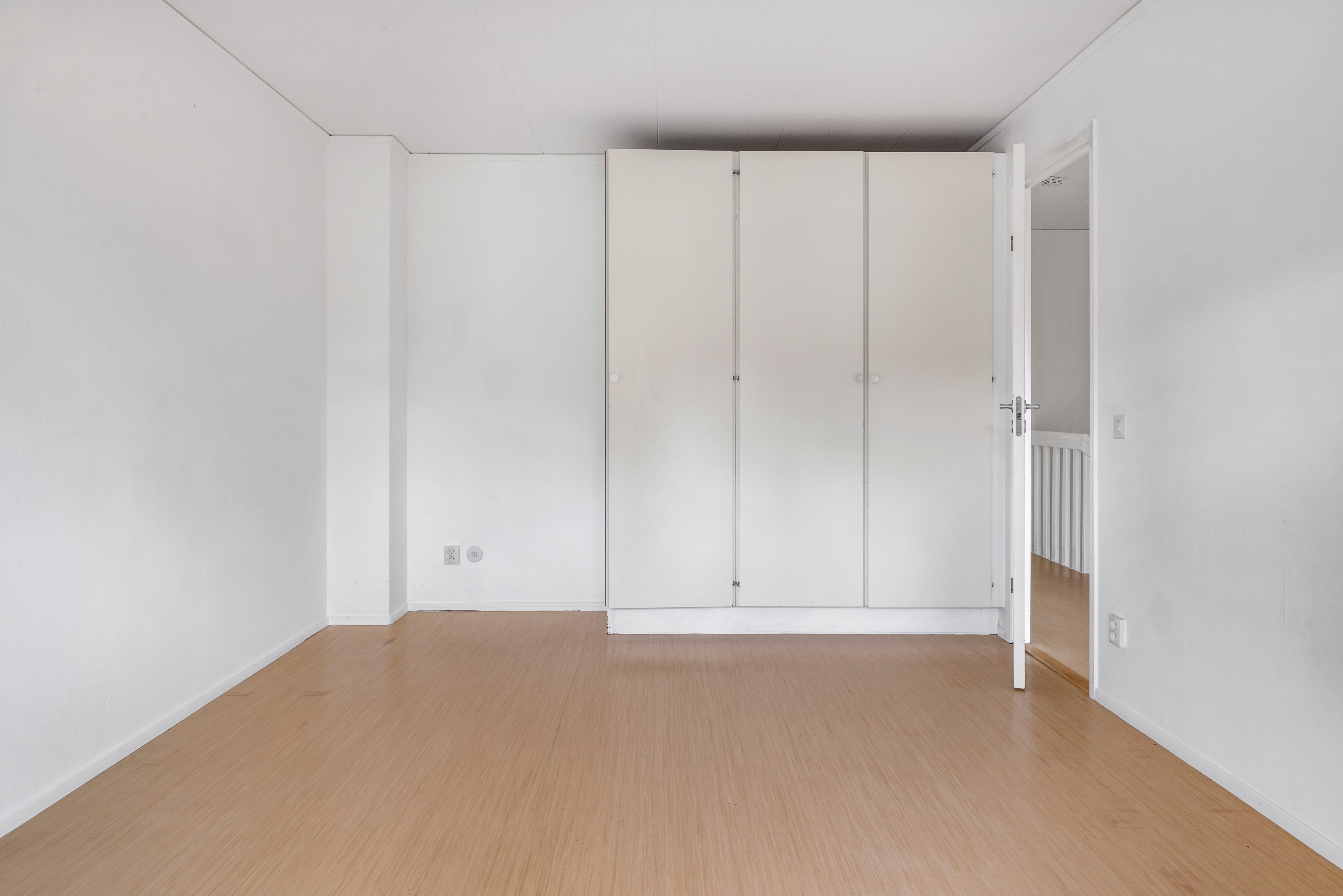 Bostadsbild från Åskmolnsvägen 33, Till salu i Storvreta, Uppsala