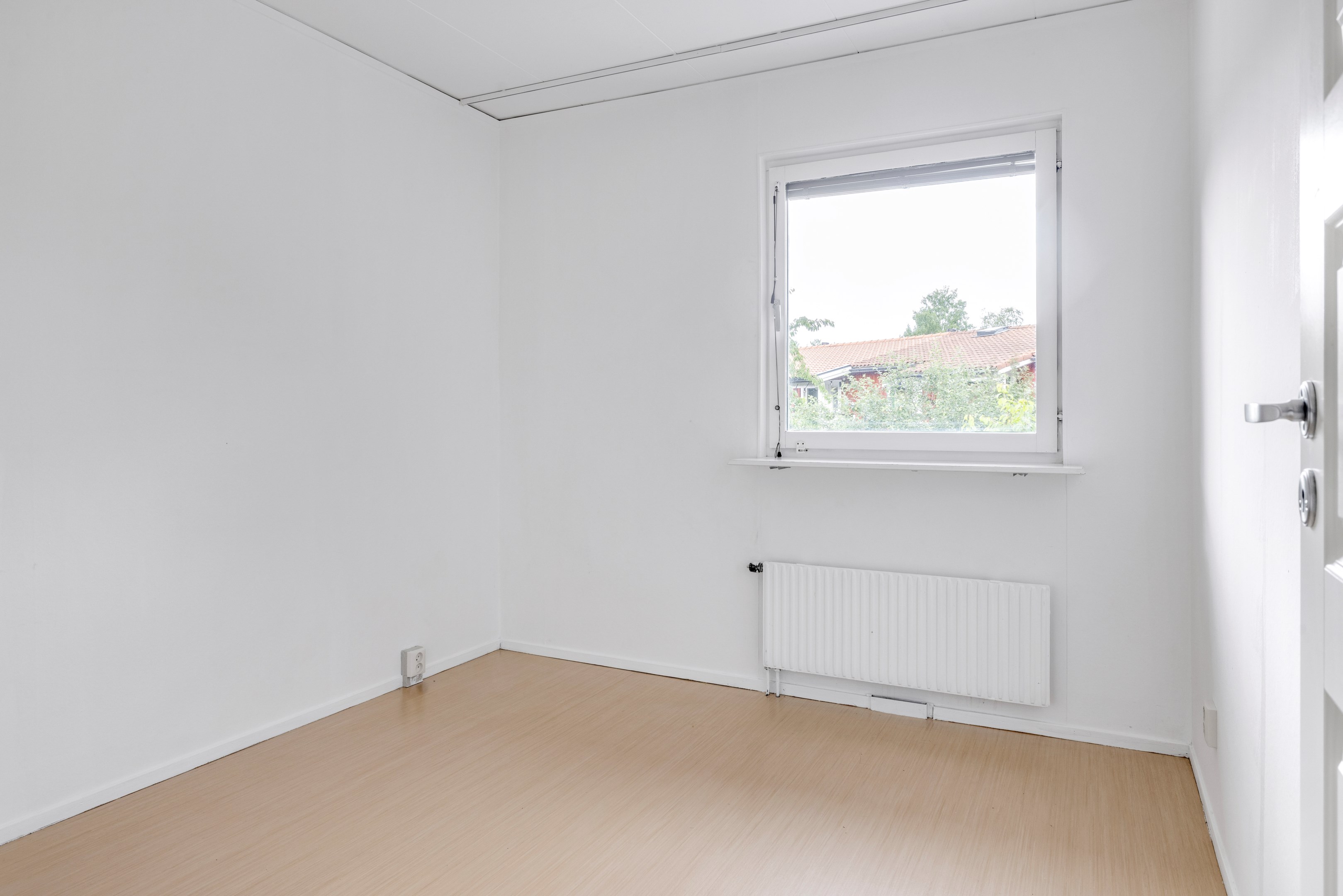 Bostadsbild från Åskmolnsvägen 33, Till salu i Storvreta, Uppsala