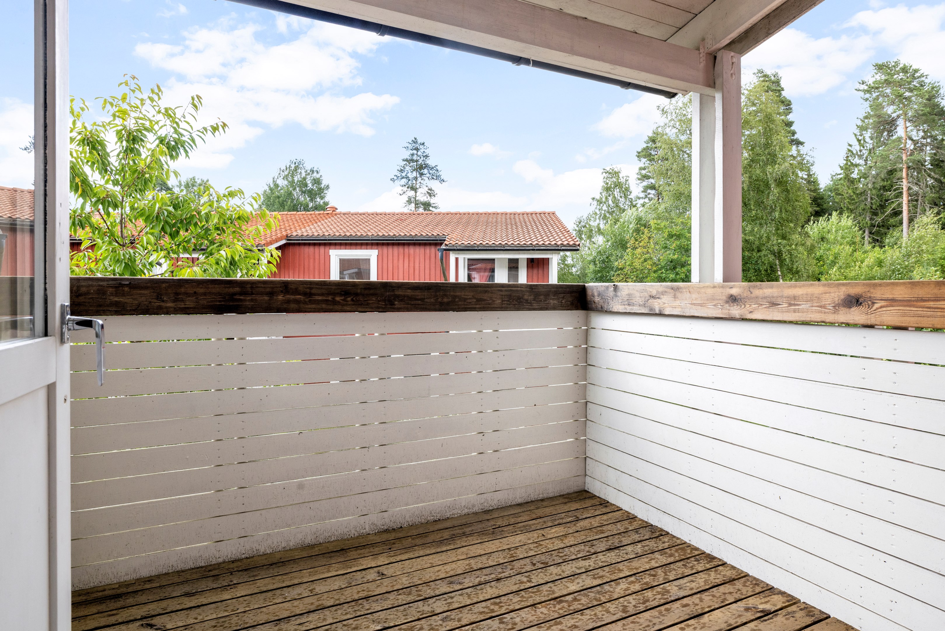 Bostadsbild från Åskmolnsvägen 33, Till salu i Storvreta, Uppsala