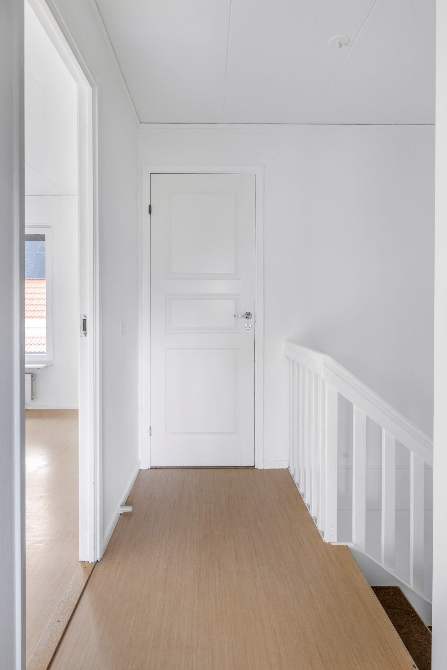 Bostadsbild från Åskmolnsvägen 33, Till salu i Storvreta, Uppsala
