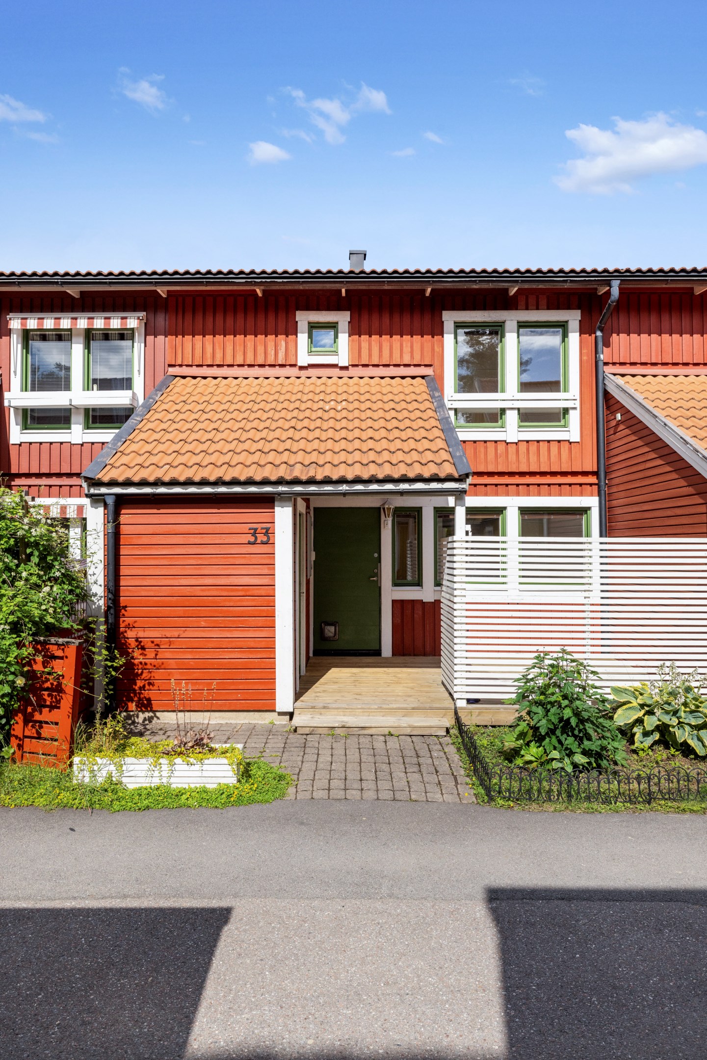 Bostadsbild från Åskmolnsvägen 33, Till salu i Storvreta, Uppsala