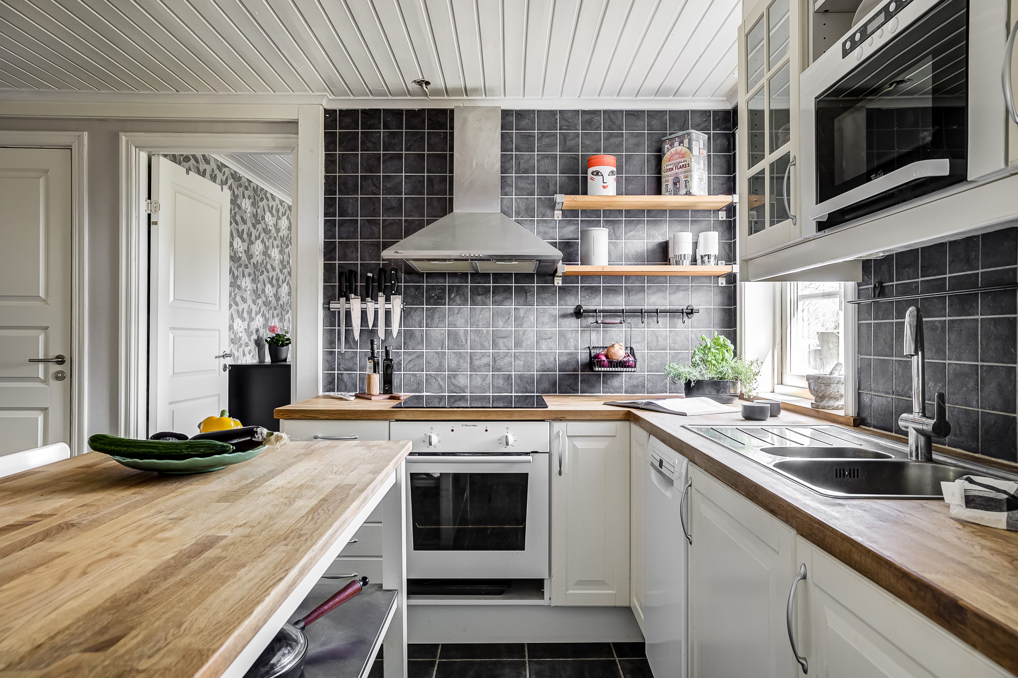 Bostadsbild från Borstbol 4, Till salu i Rasbokil, Uppsala