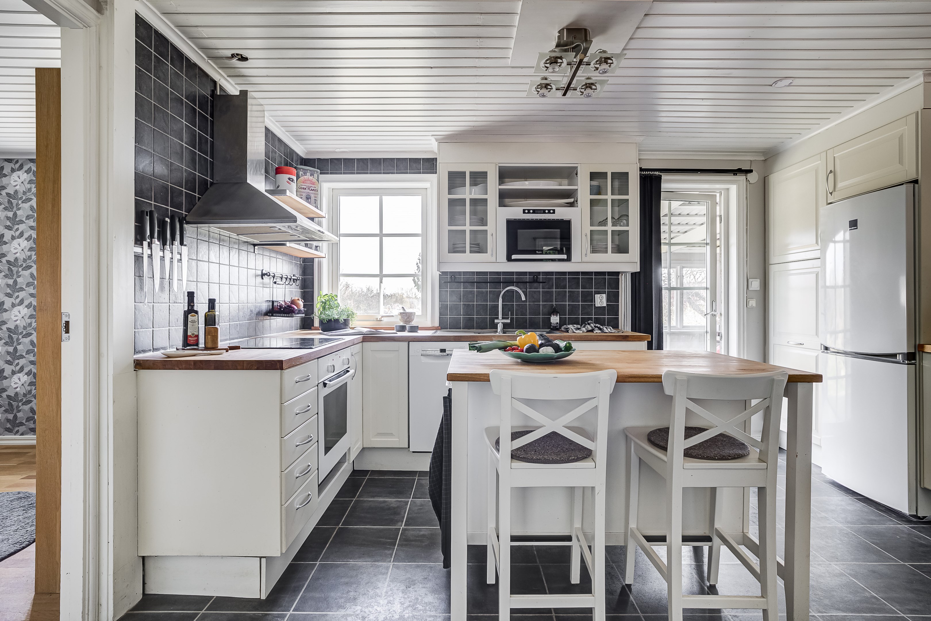Bostadsbild från Borstbol 4, Till salu i Rasbokil, Uppsala