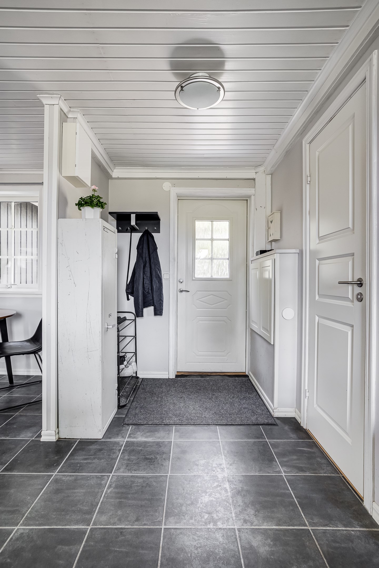 Bostadsbild från Borstbol 4, Till salu i Rasbokil, Uppsala